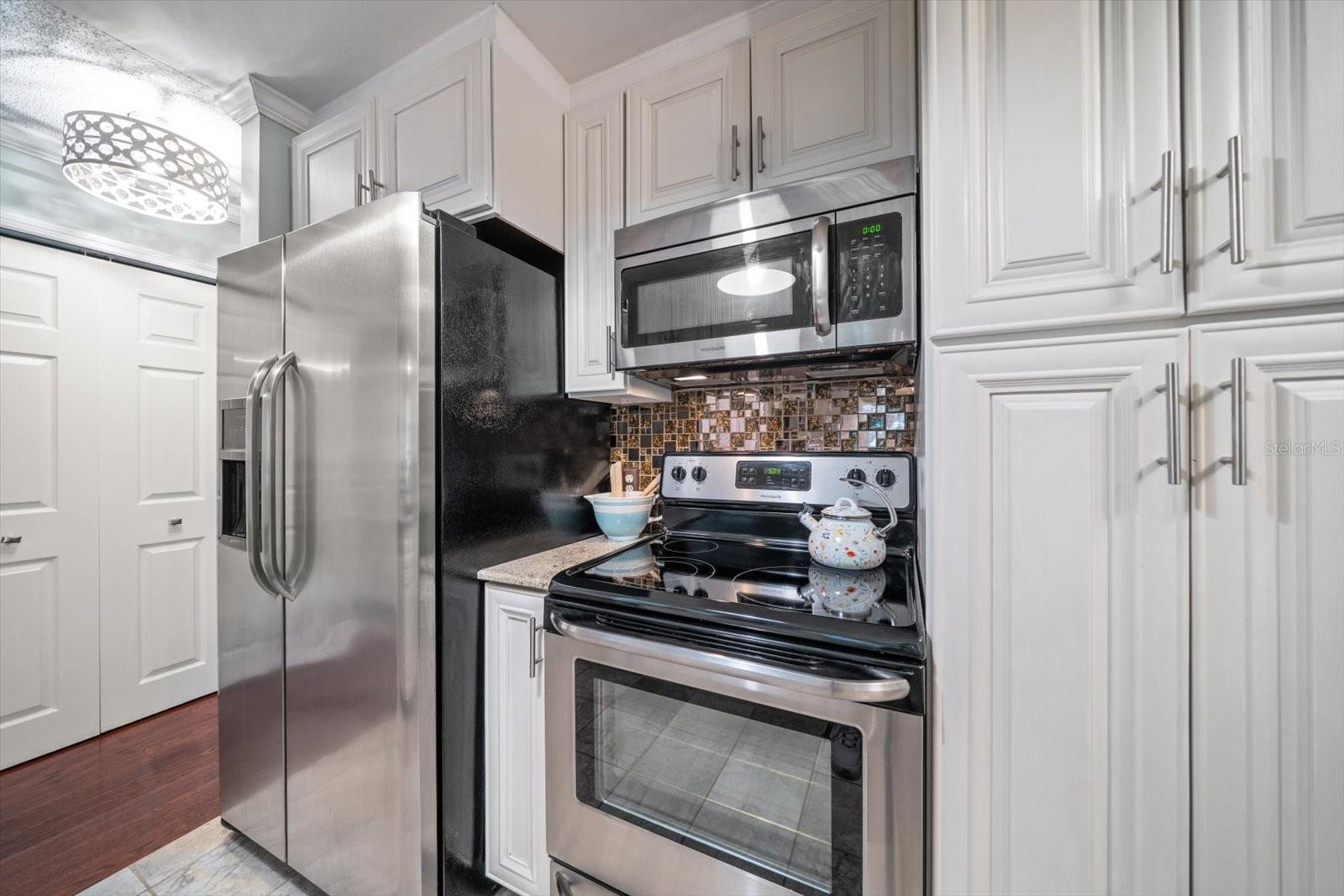 Image 8 of 43 For 3001 58th Avenue S 1216