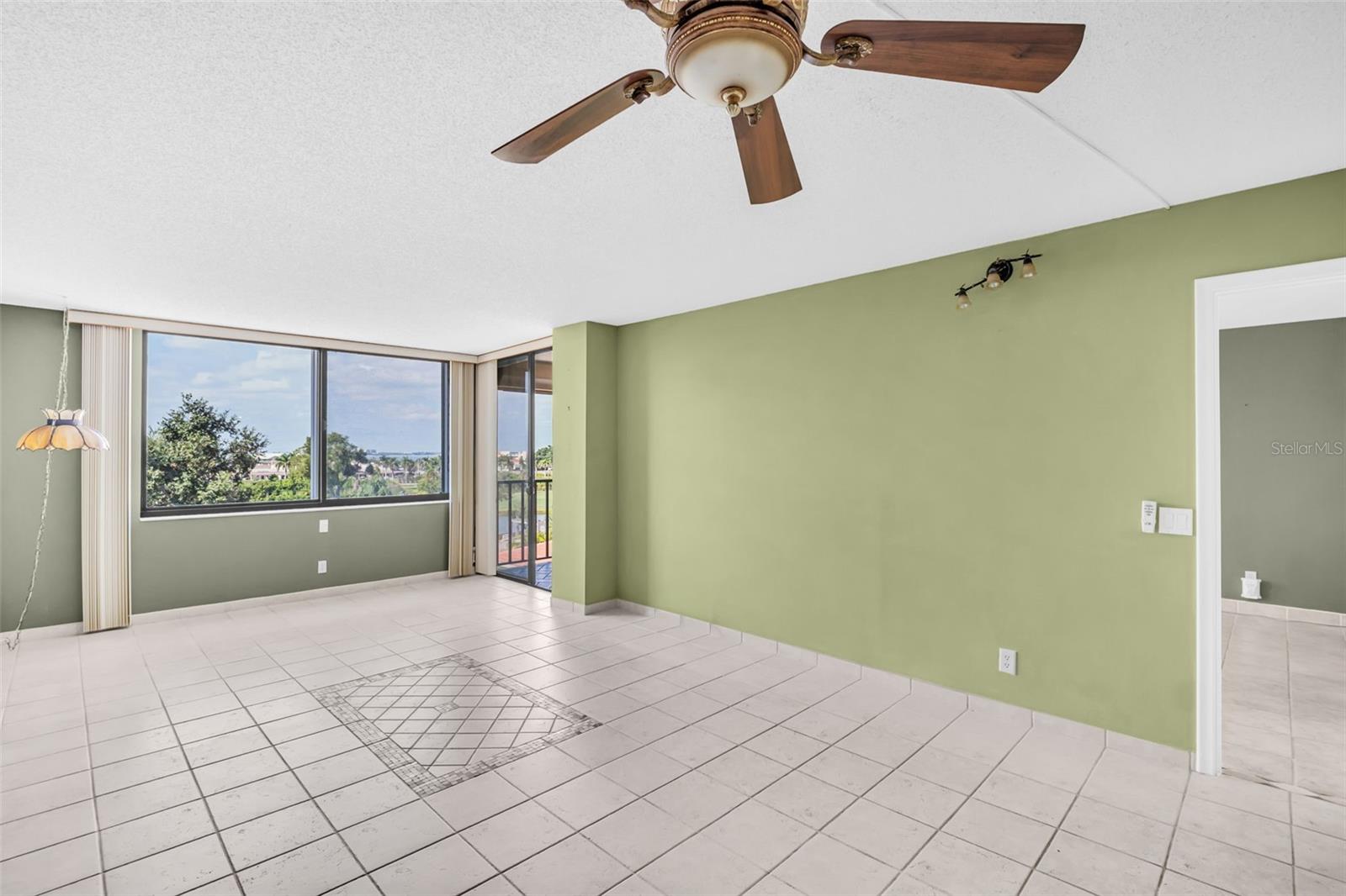 Image 12 of 49 For 6158 Palma Del Mar Boulevard S 505