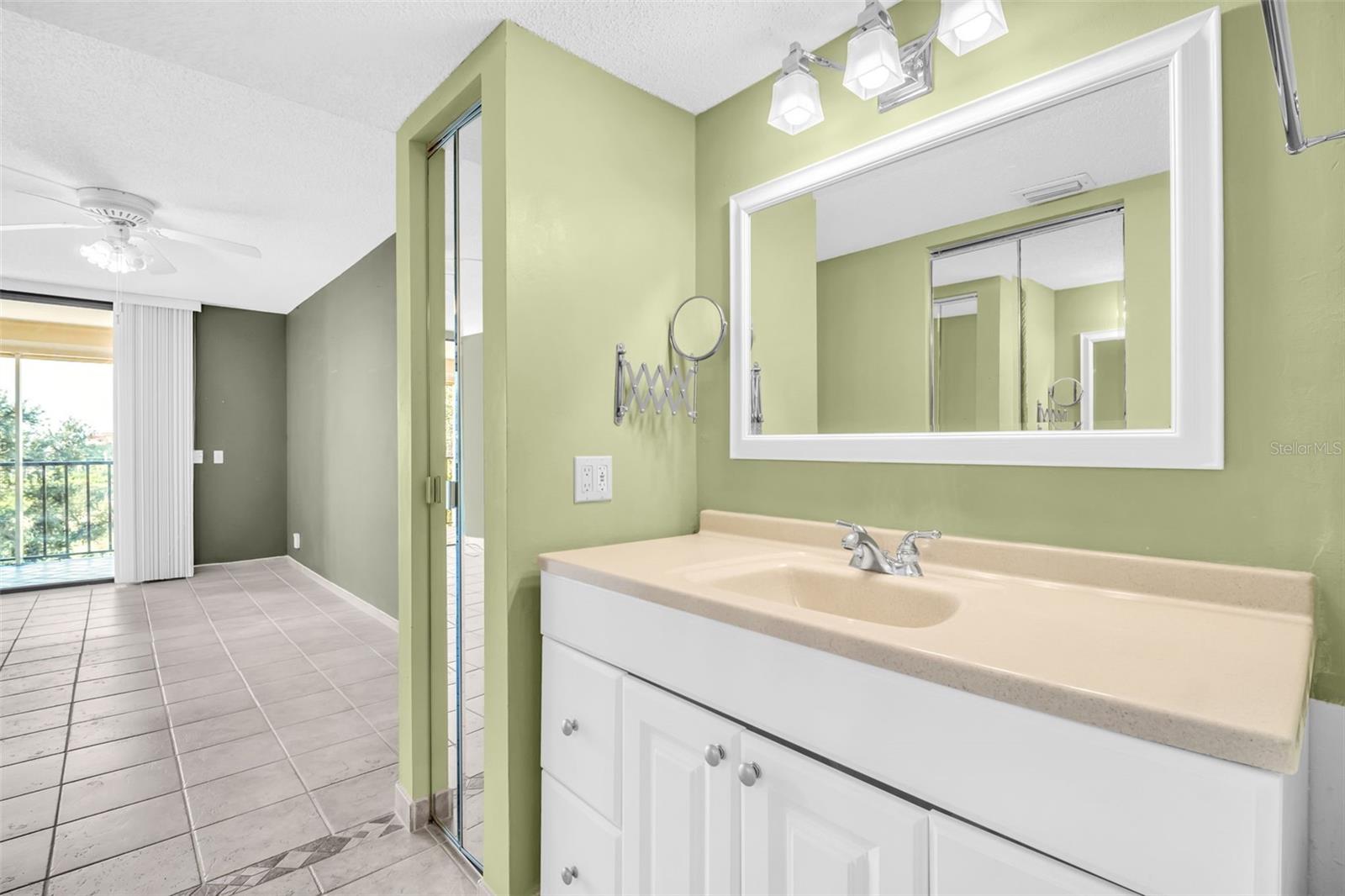 Image 18 of 49 For 6158 Palma Del Mar Boulevard S 505