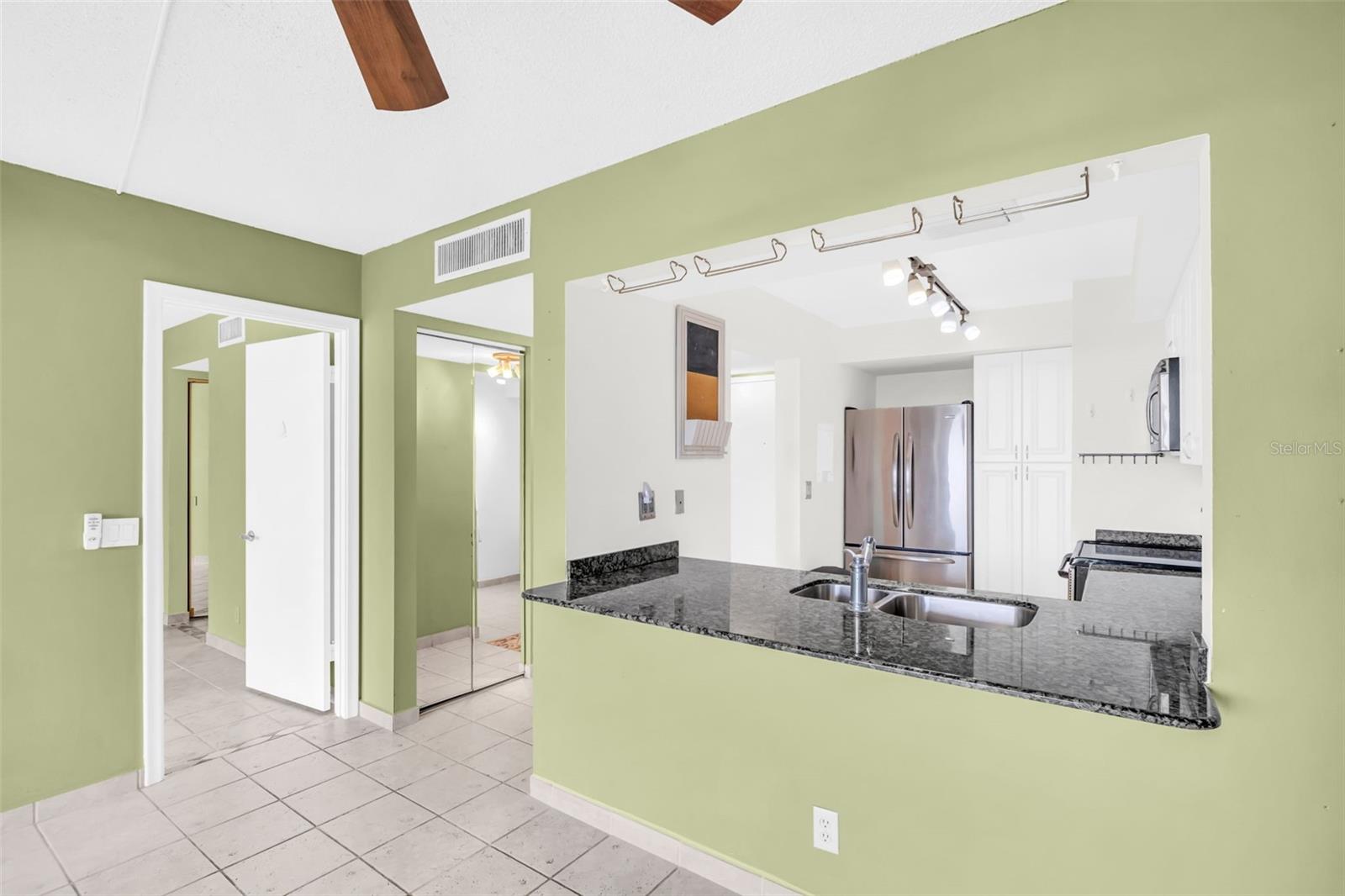 Image 4 of 49 For 6158 Palma Del Mar Boulevard S 505