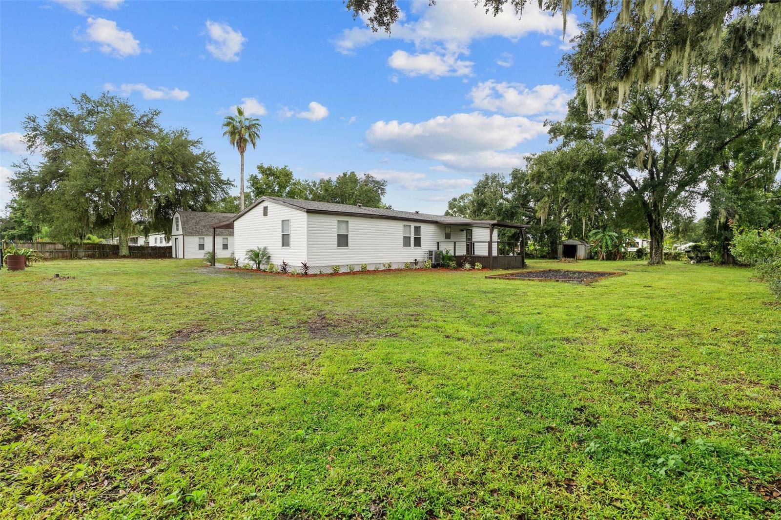 Listing photo id 25 for 6401 Angus Valley Drive