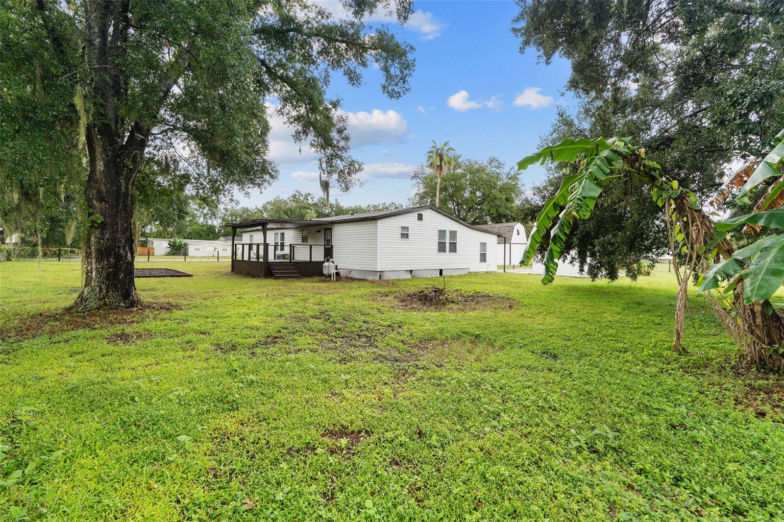 Listing photo id 26 for 6401 Angus Valley Drive