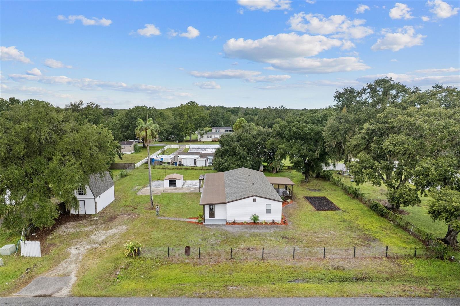 Listing photo id 27 for 6401 Angus Valley Drive