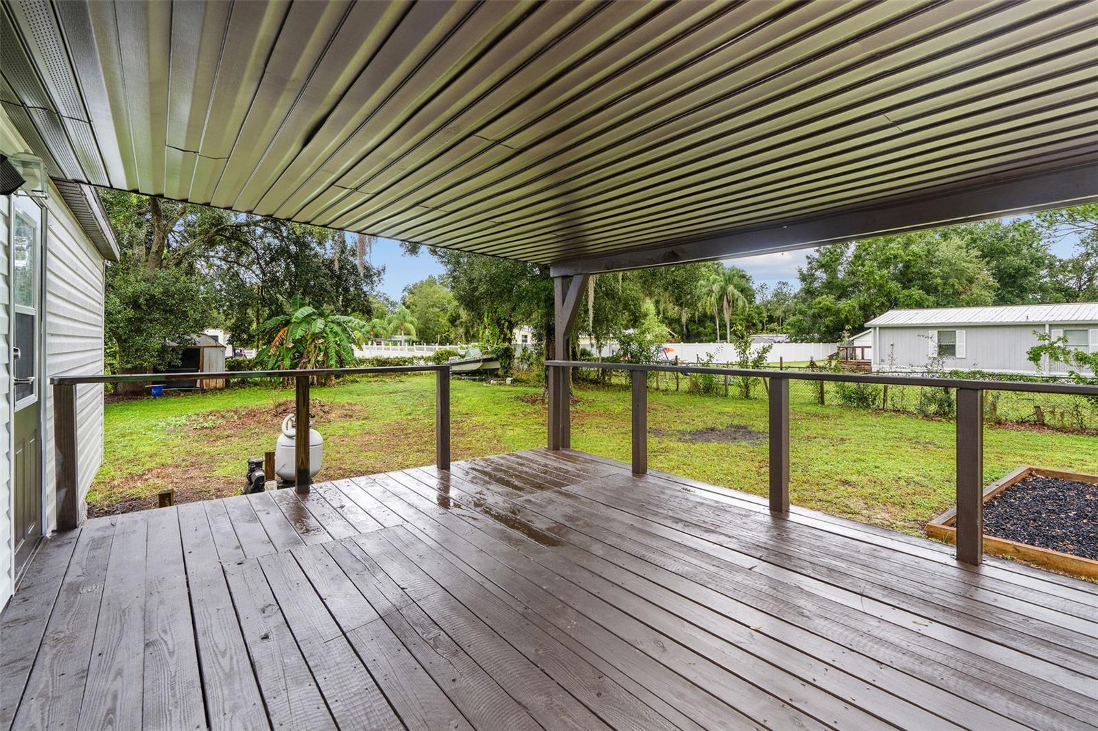 Listing photo id 29 for 6401 Angus Valley Drive