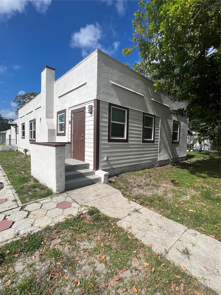 Details for 4700 10th Avenue S 1, ST PETERSBURG, FL 33711
