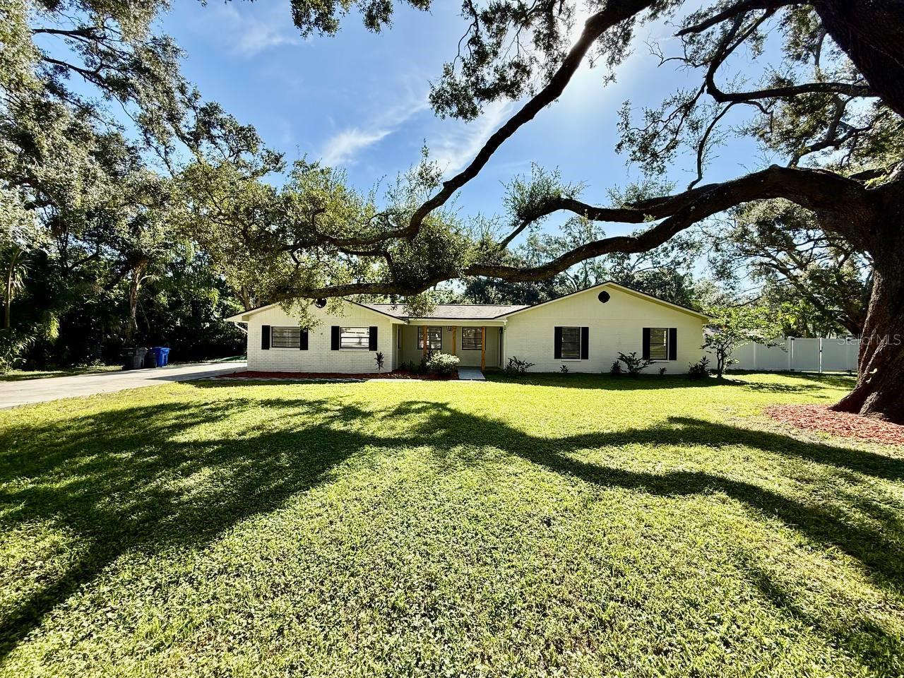 Details for 15611 Walden Avenue, TAMPA, FL 33618