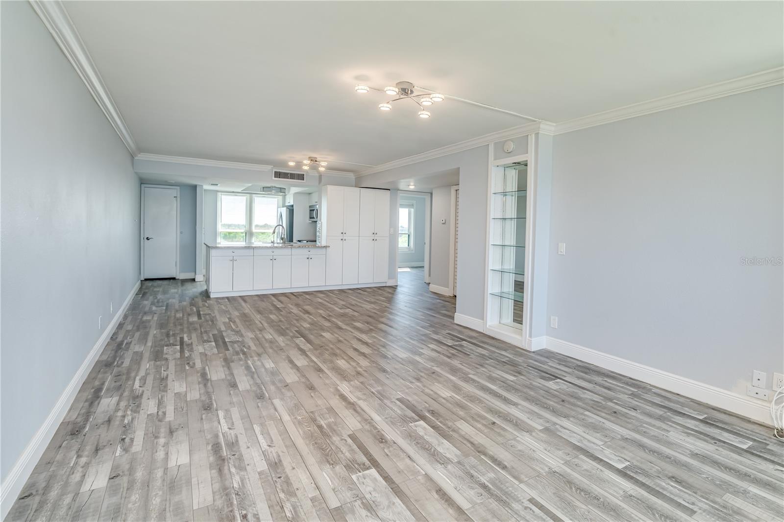 Image 10 of 27 For 2618 Cove Cay Drive 801