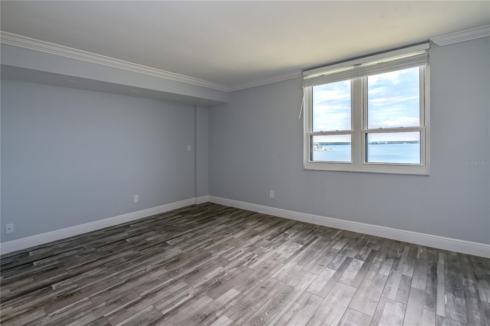 Image 15 of 27 For 2618 Cove Cay Drive 801