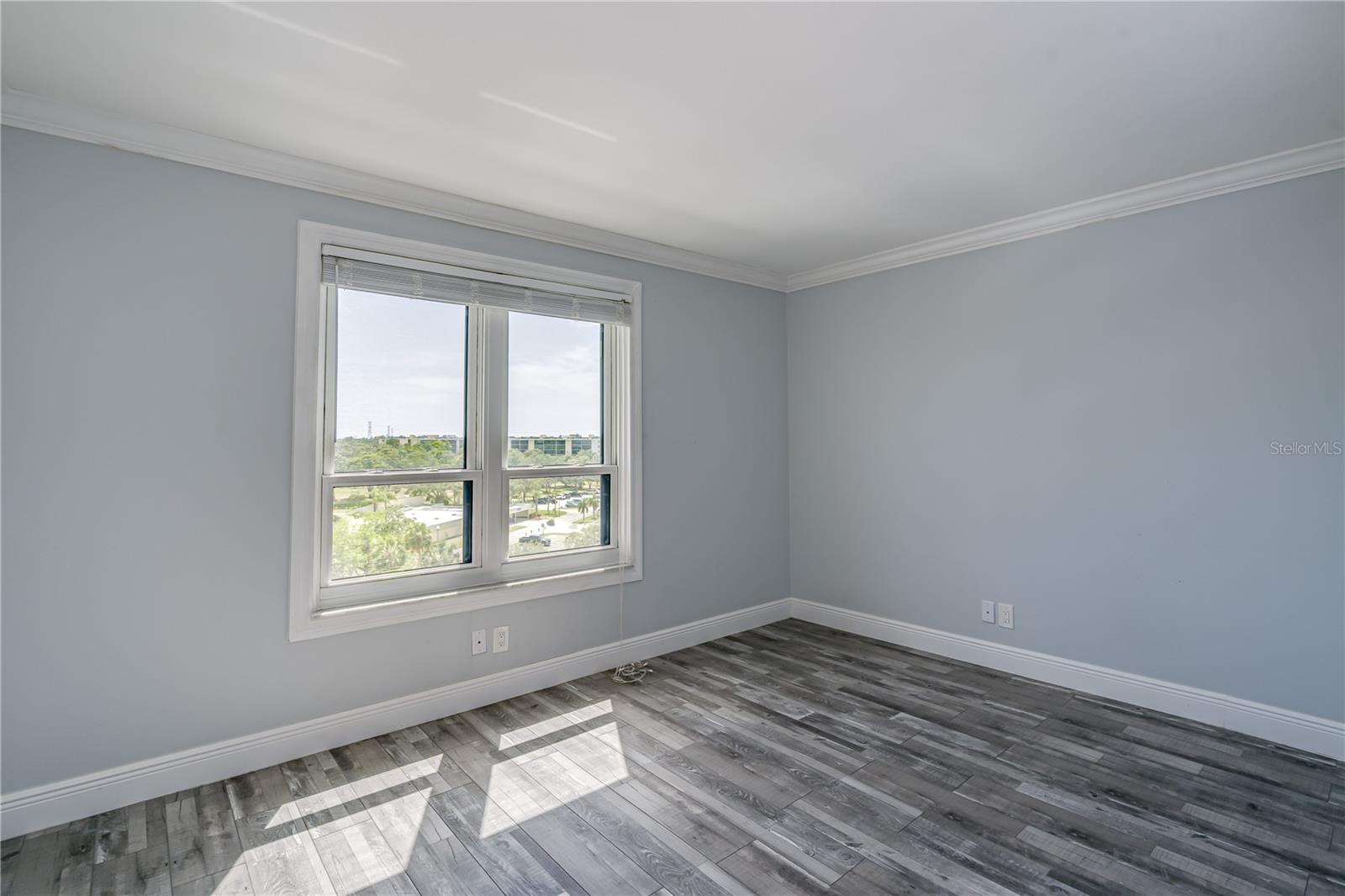 Image 21 of 27 For 2618 Cove Cay Drive 801