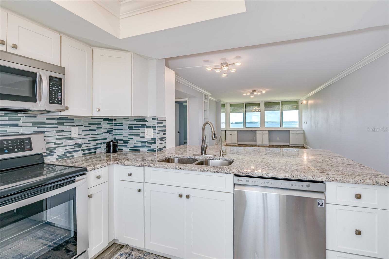 Image 8 of 27 For 2618 Cove Cay Drive 801