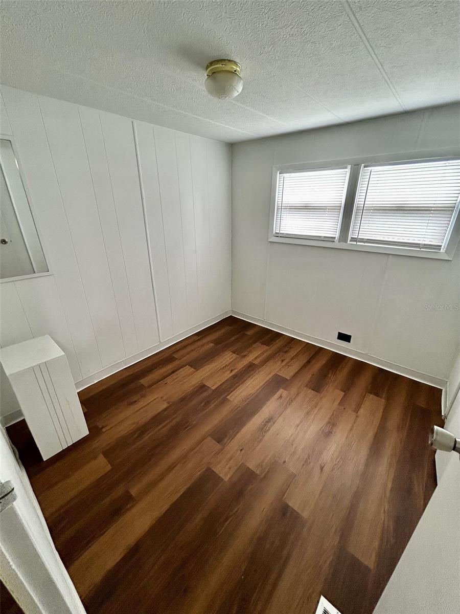 Image 15 of 34 For 39024 Ola Avenue