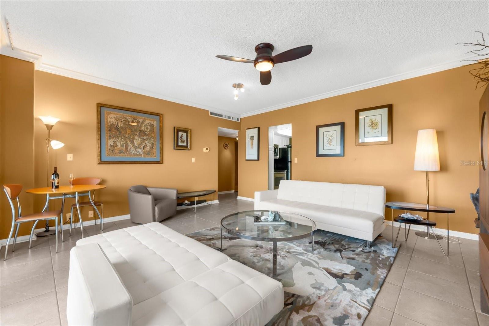 Image 8 of 55 For 880 Mandalay Avenue C1210