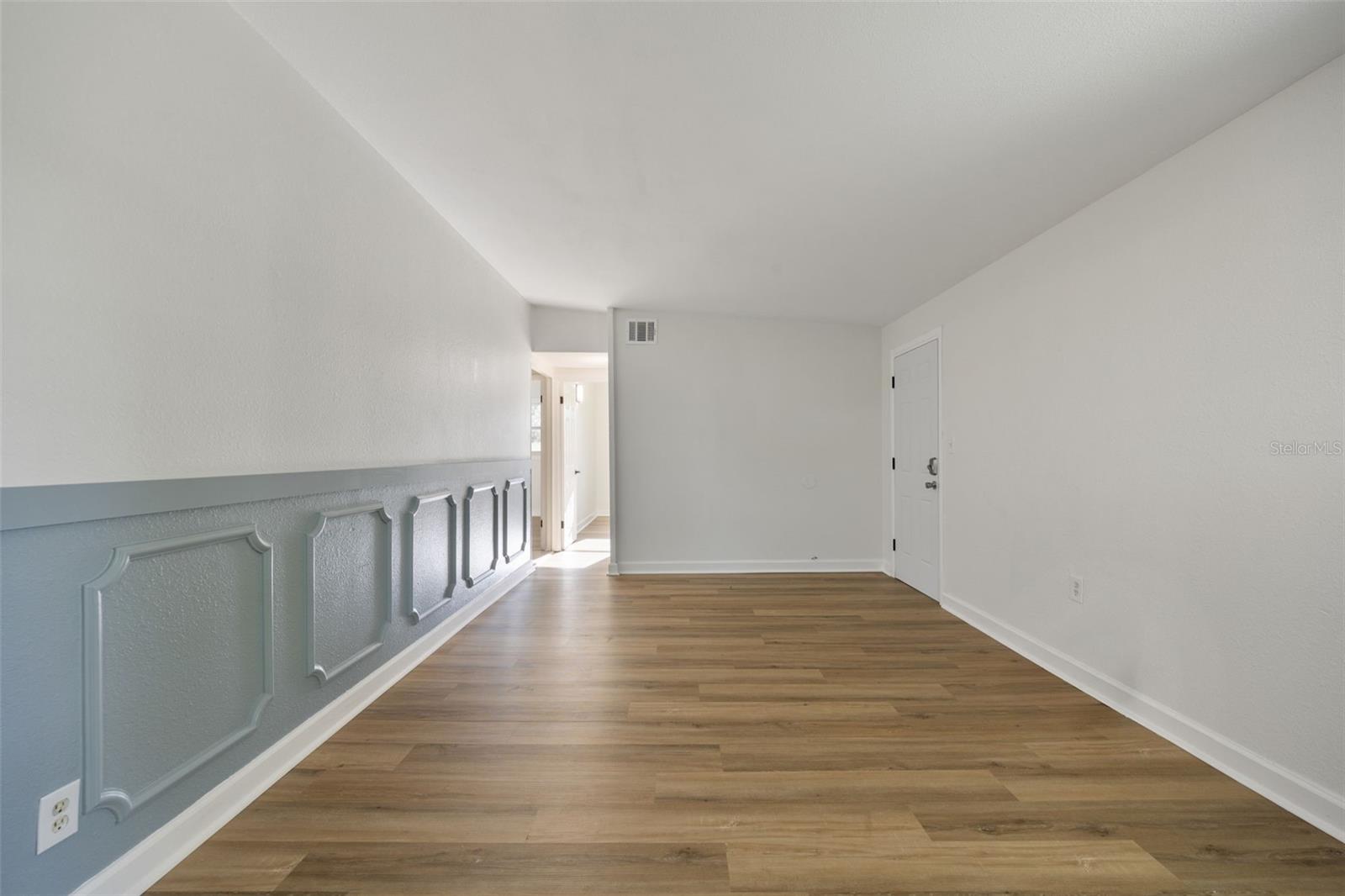 Image 11 of 32 For 5261 99th Terrace N