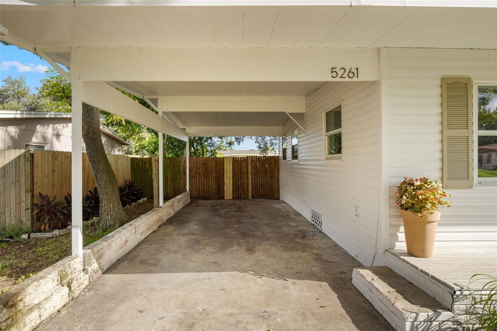 Image 5 of 32 For 5261 99th Terrace N