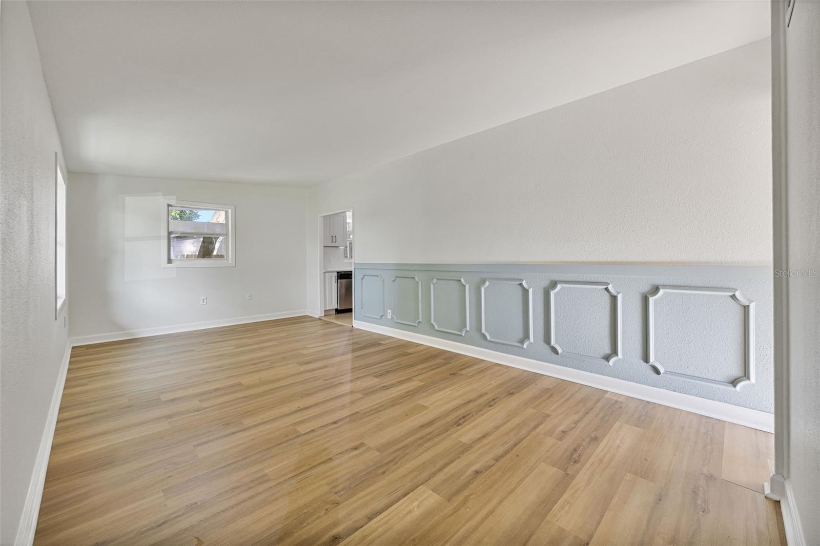 Image 7 of 32 For 5261 99th Terrace N