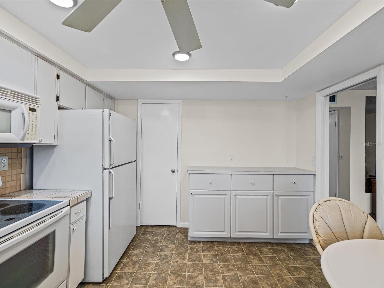 Image 15 of 85 For 225 Country Club Drive 1211