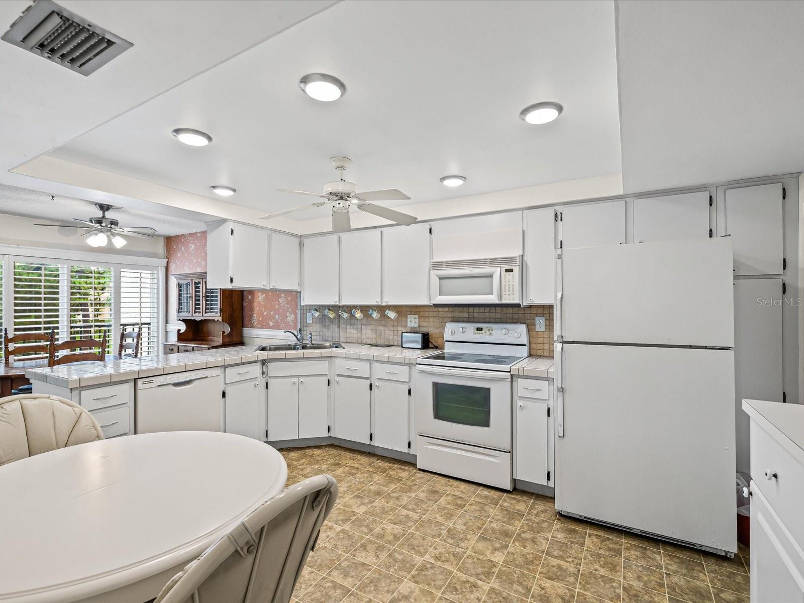 Image 3 of 85 For 225 Country Club Drive 1211