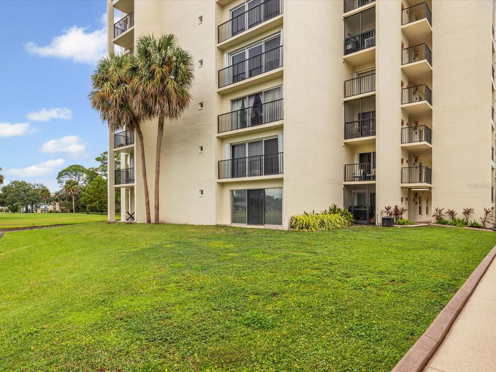 Image 44 of 85 For 225 Country Club Drive 1211