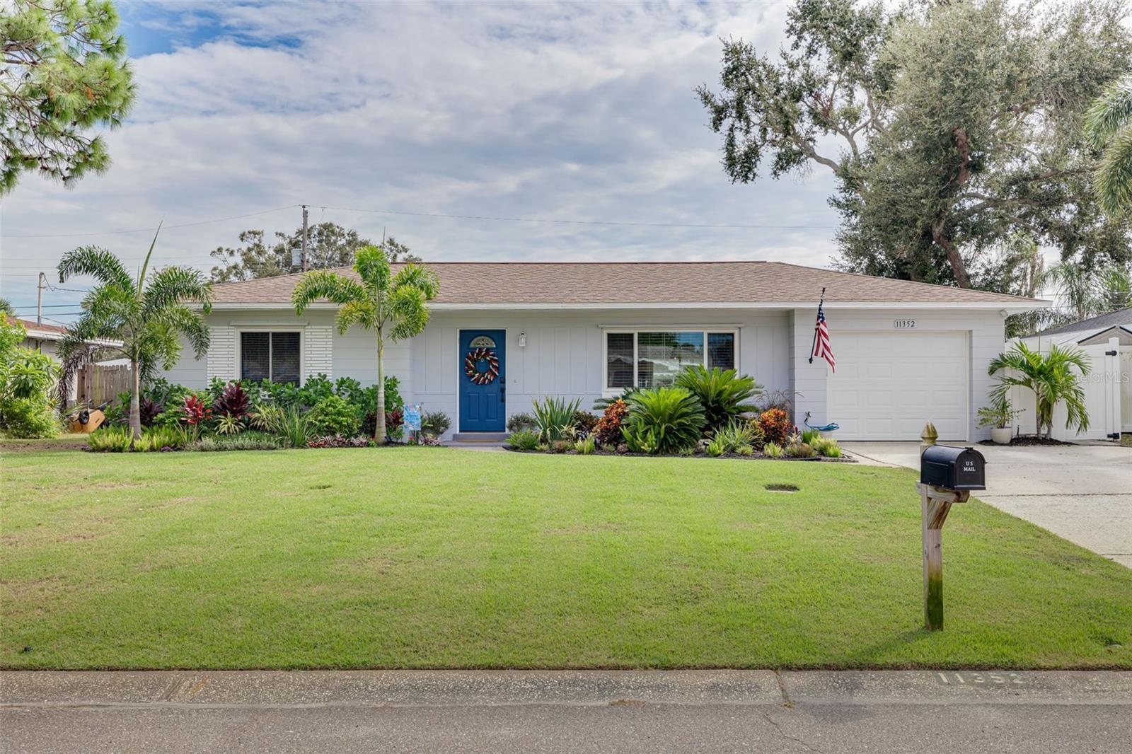Image 13 of 44 For 11352 61st Avenue