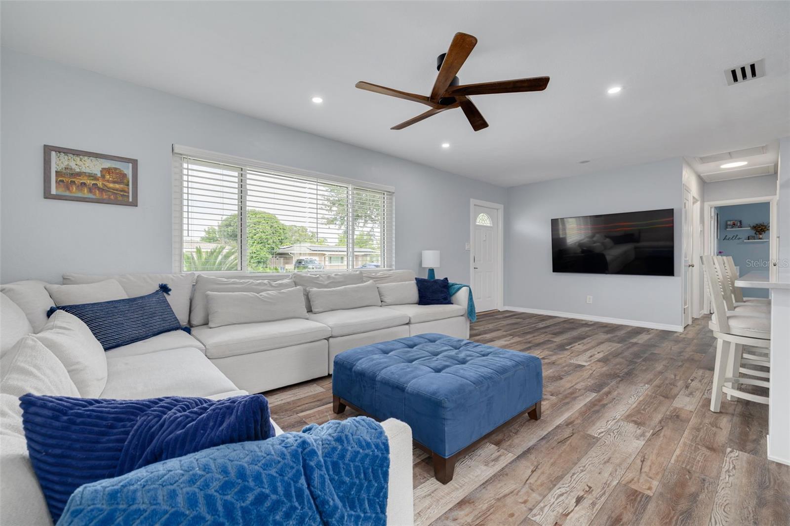 Image 18 of 44 For 11352 61st Avenue