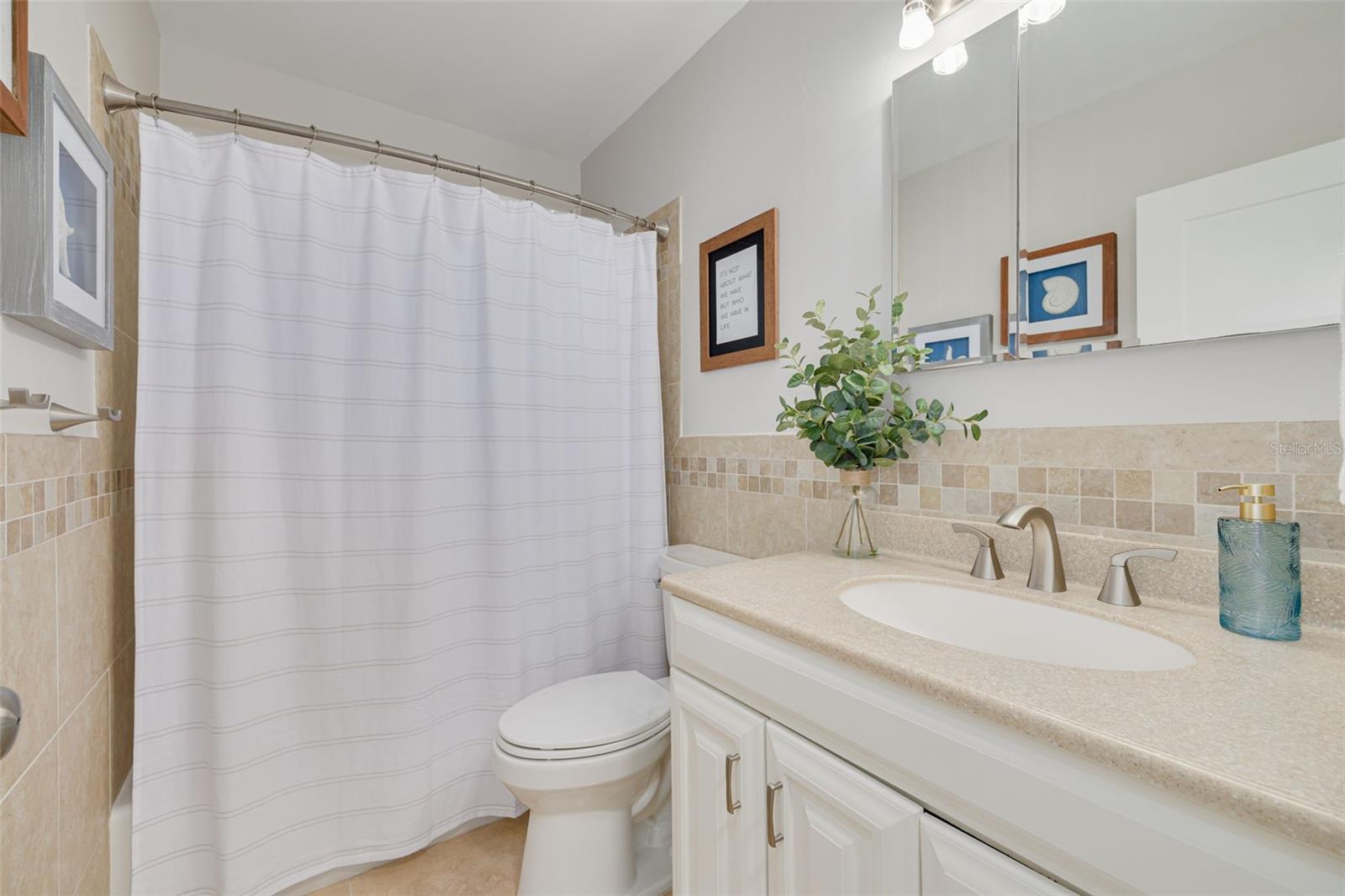 Image 8 of 44 For 11352 61st Avenue