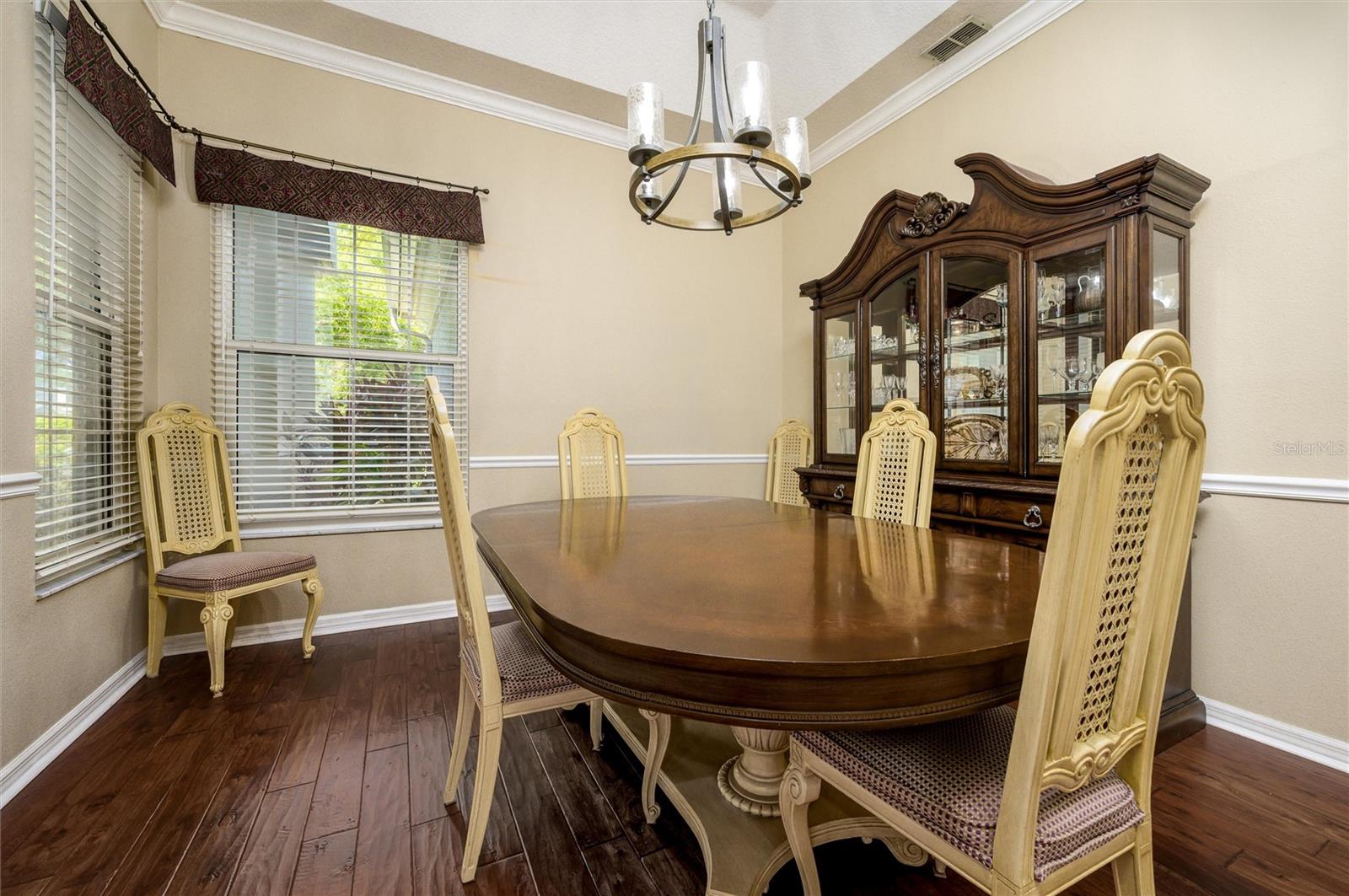 Image 8 of 48 For 17521 Edinburgh Drive