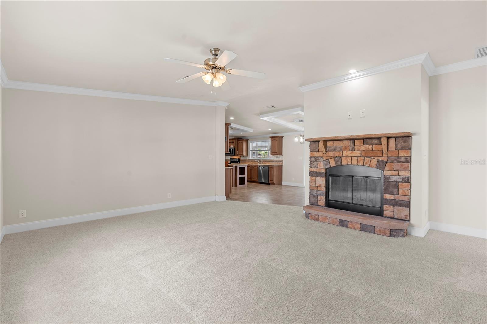 Image 22 of 71 For 4851 Gandy Boulevard 11s