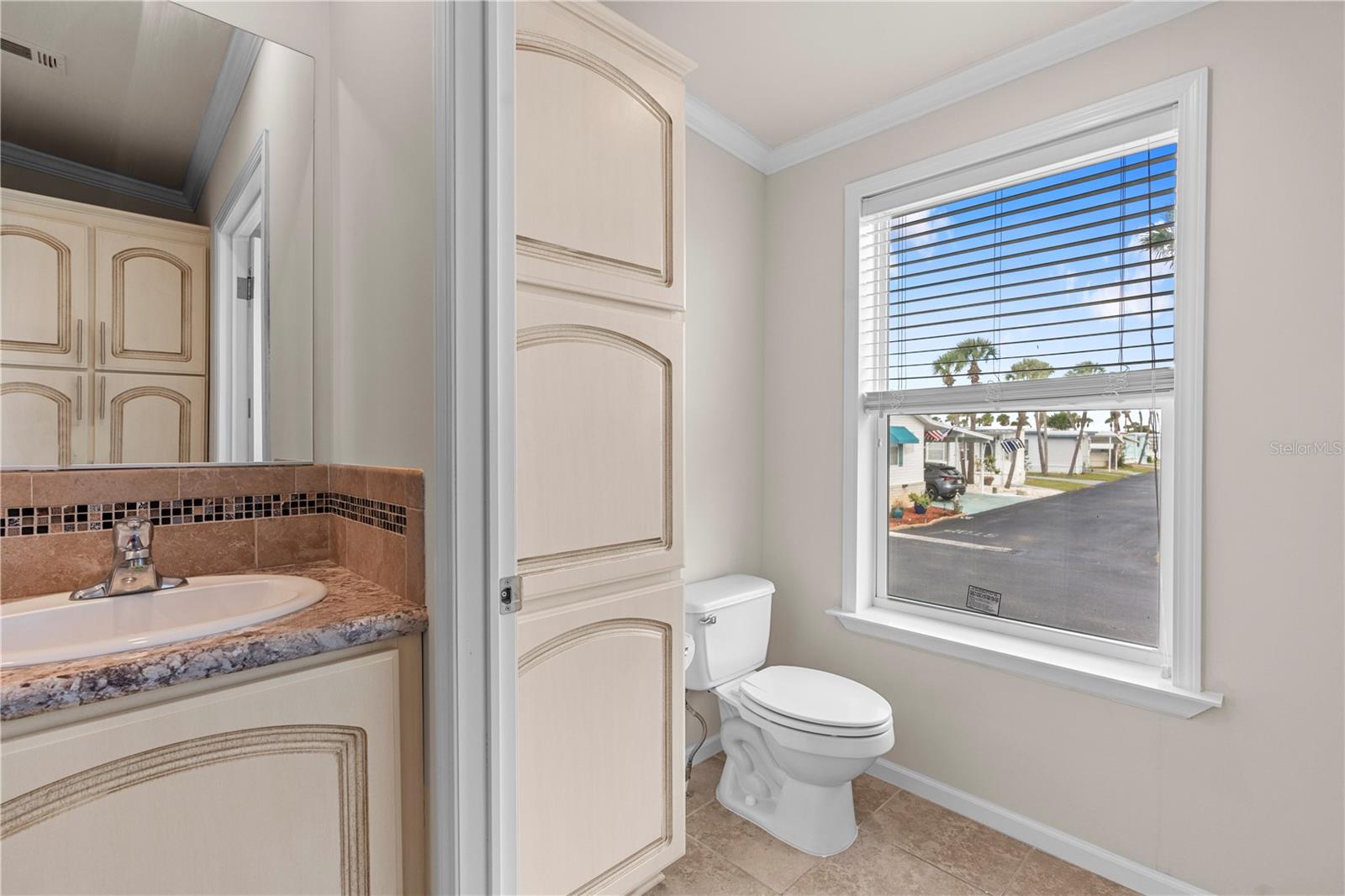 Image 38 of 71 For 4851 Gandy Boulevard 11s