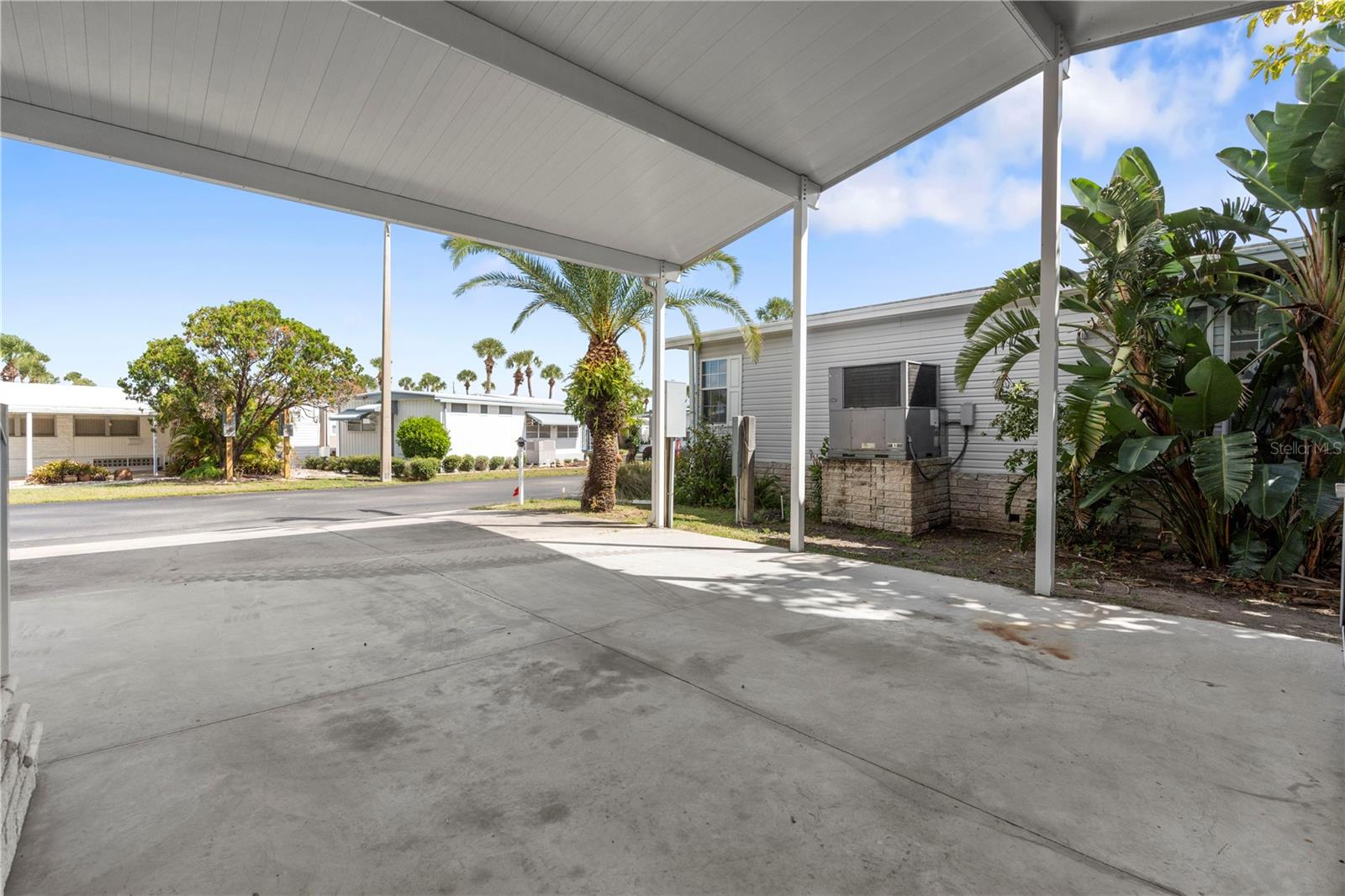 Image 59 of 71 For 4851 Gandy Boulevard 11s