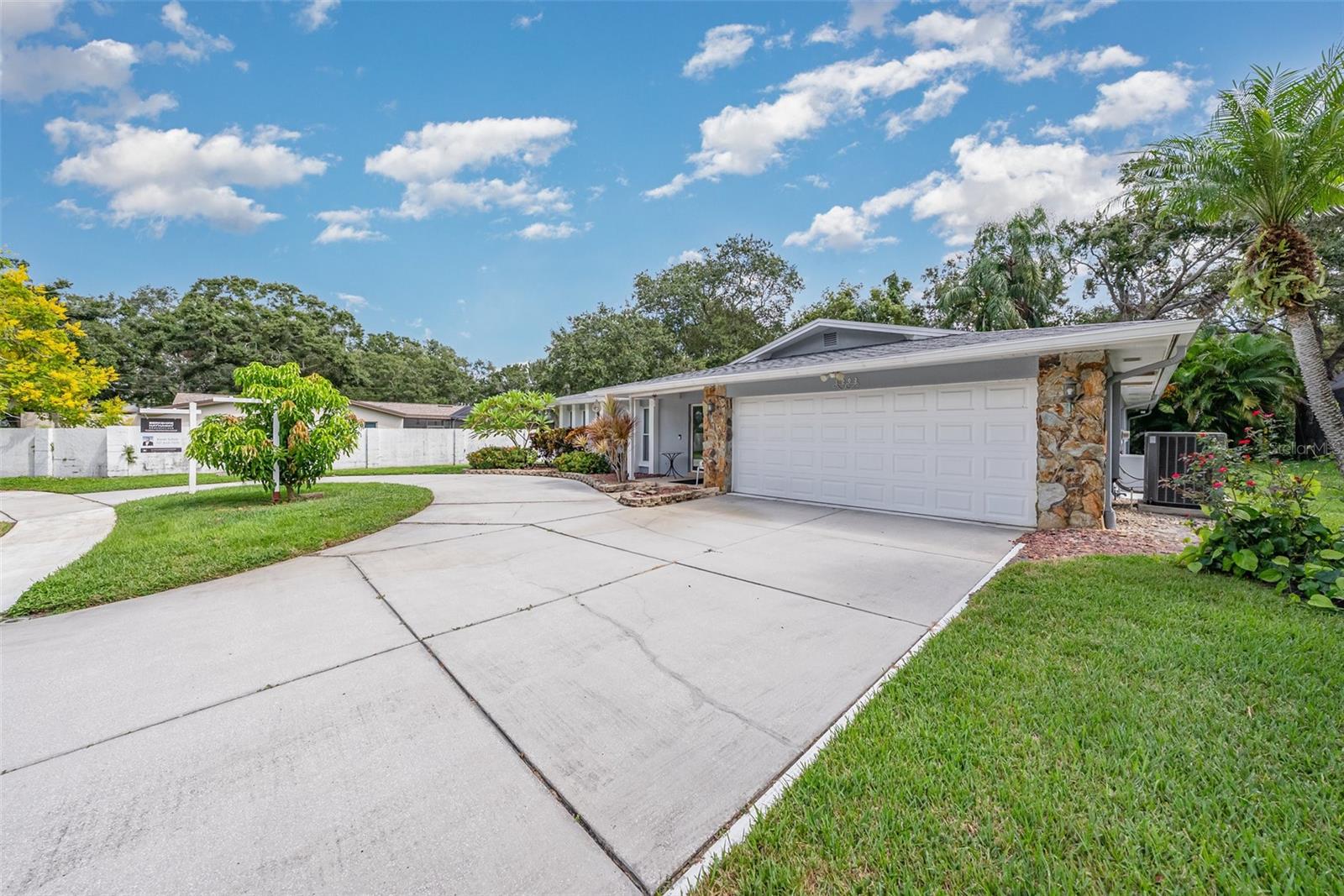 Image 6 of 25 For 1903 Oro Court