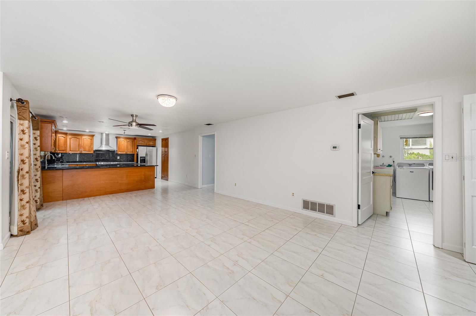 Image 8 of 25 For 1903 Oro Court