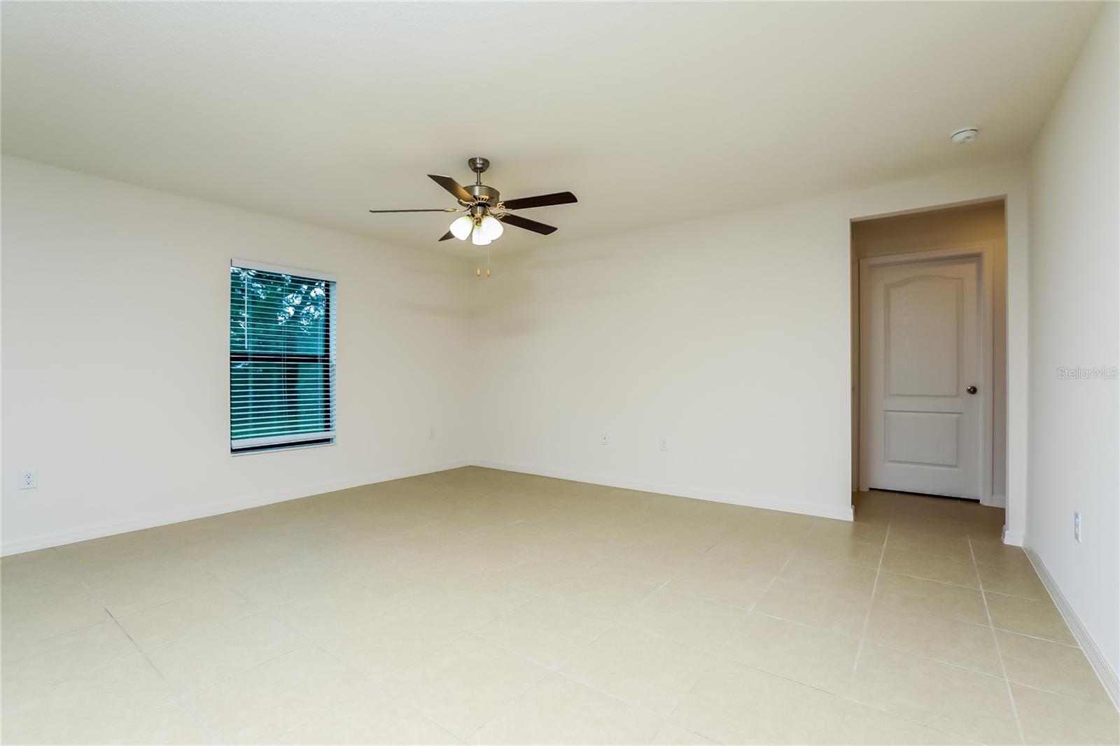 Image 2 of 16 For 35685 Rose Moss Avenue