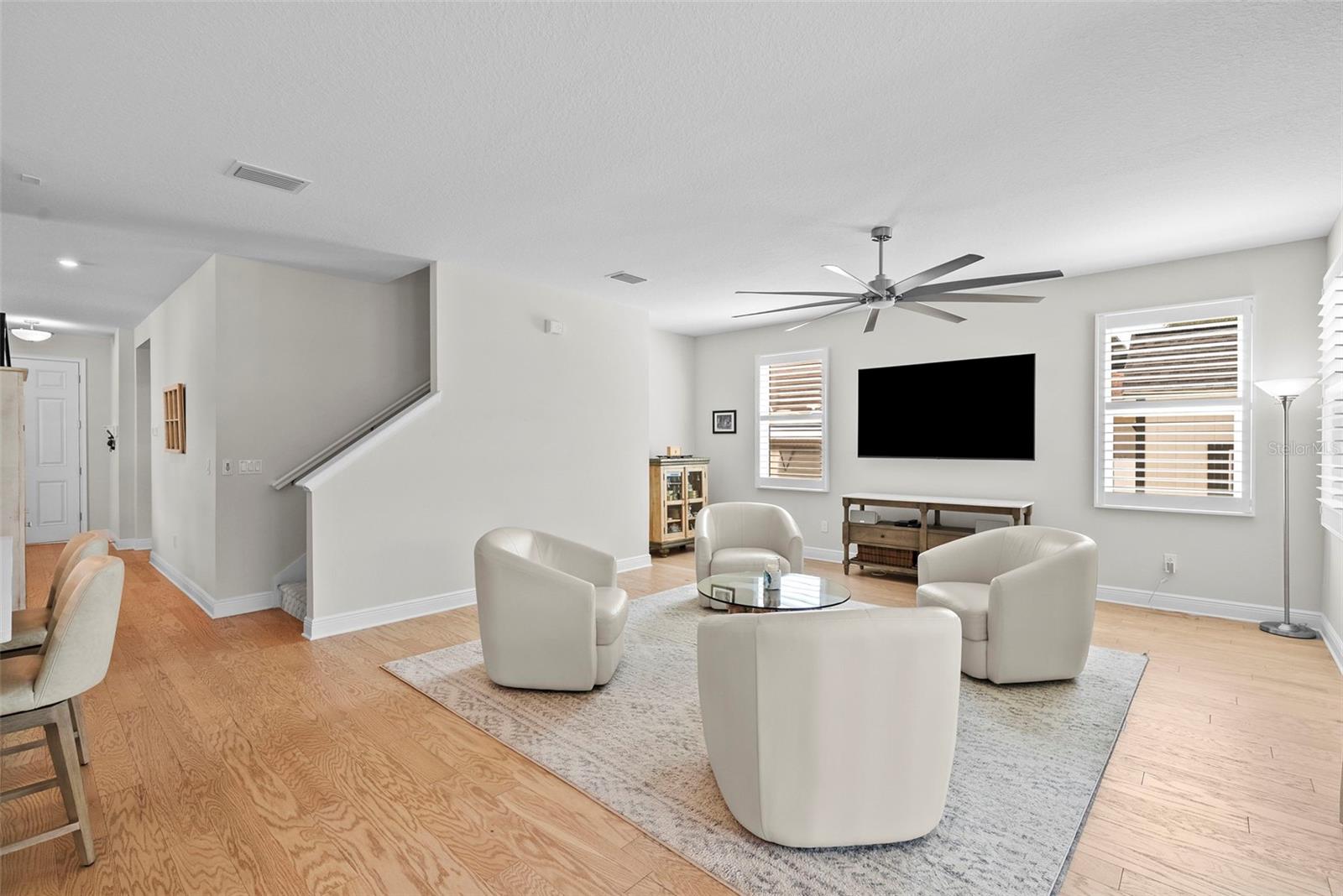 Image 12 of 75 For 6703 Interbay Boulevard