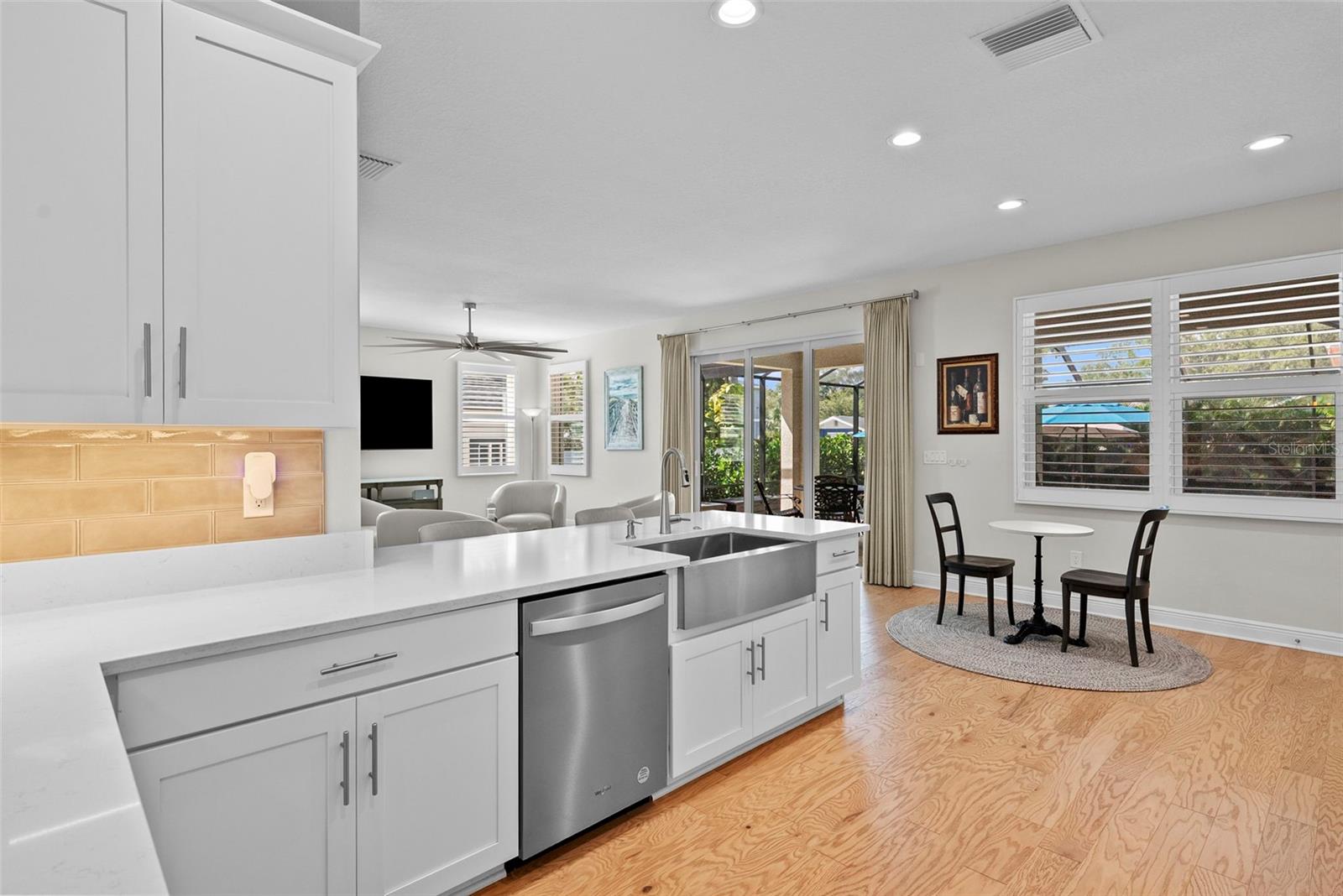 Image 14 of 75 For 6703 Interbay Boulevard