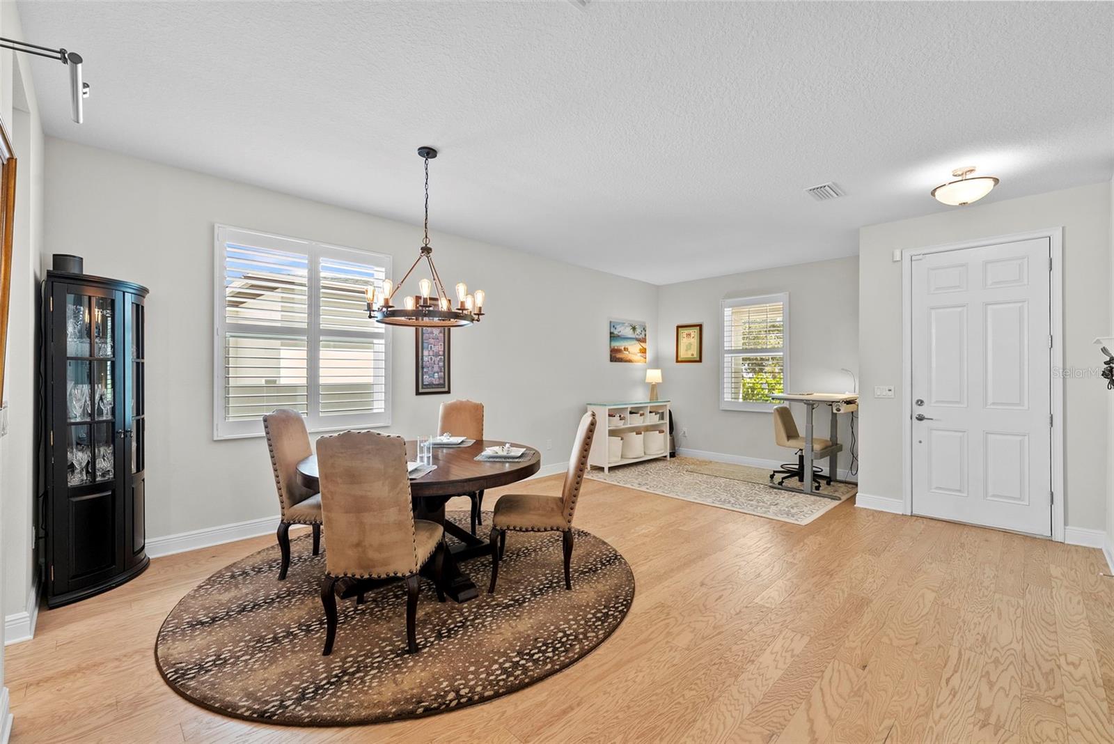 Image 20 of 75 For 6703 Interbay Boulevard
