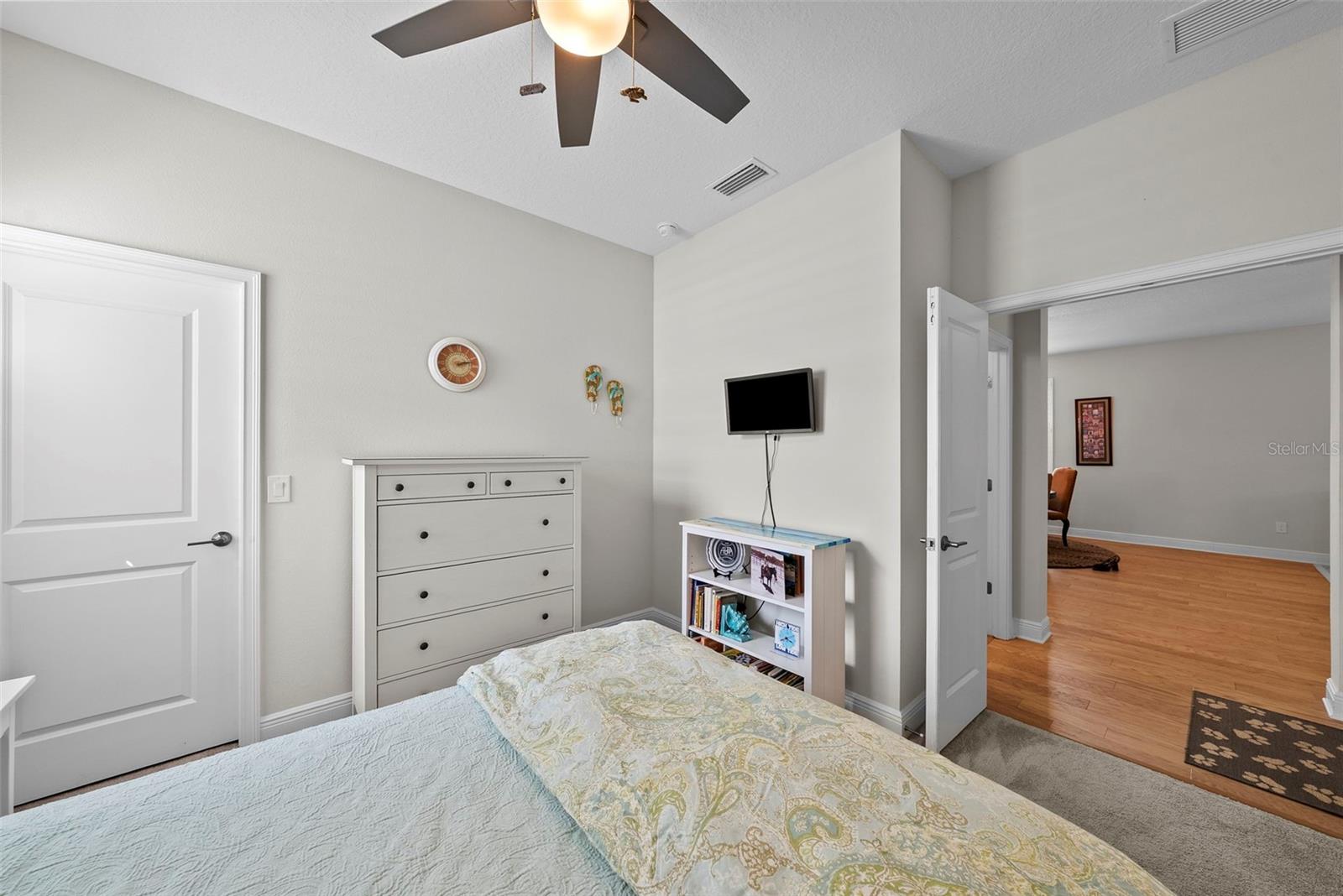 Image 26 of 75 For 6703 Interbay Boulevard