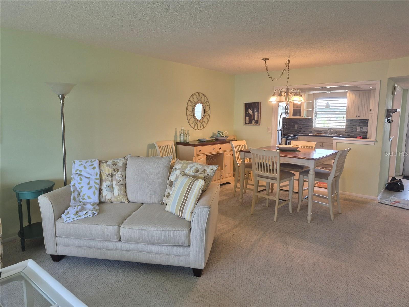 Image 14 of 25 For 4750 Cove Circle 304