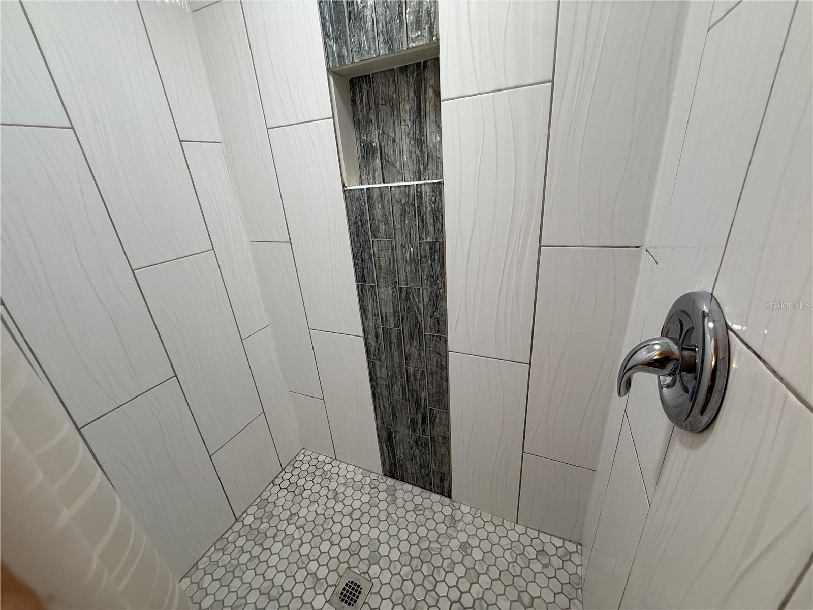 Image 25 of 43 For 5208 Hill Drive