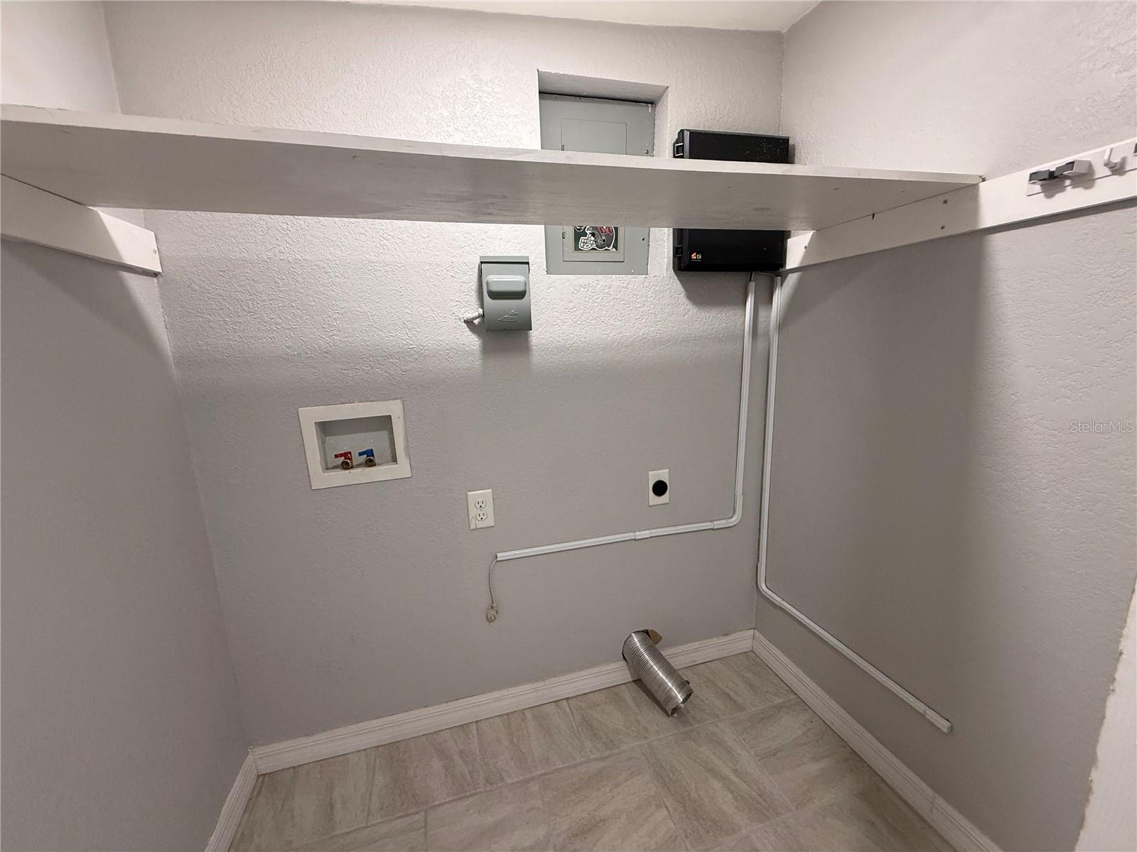 Image 29 of 43 For 5208 Hill Drive