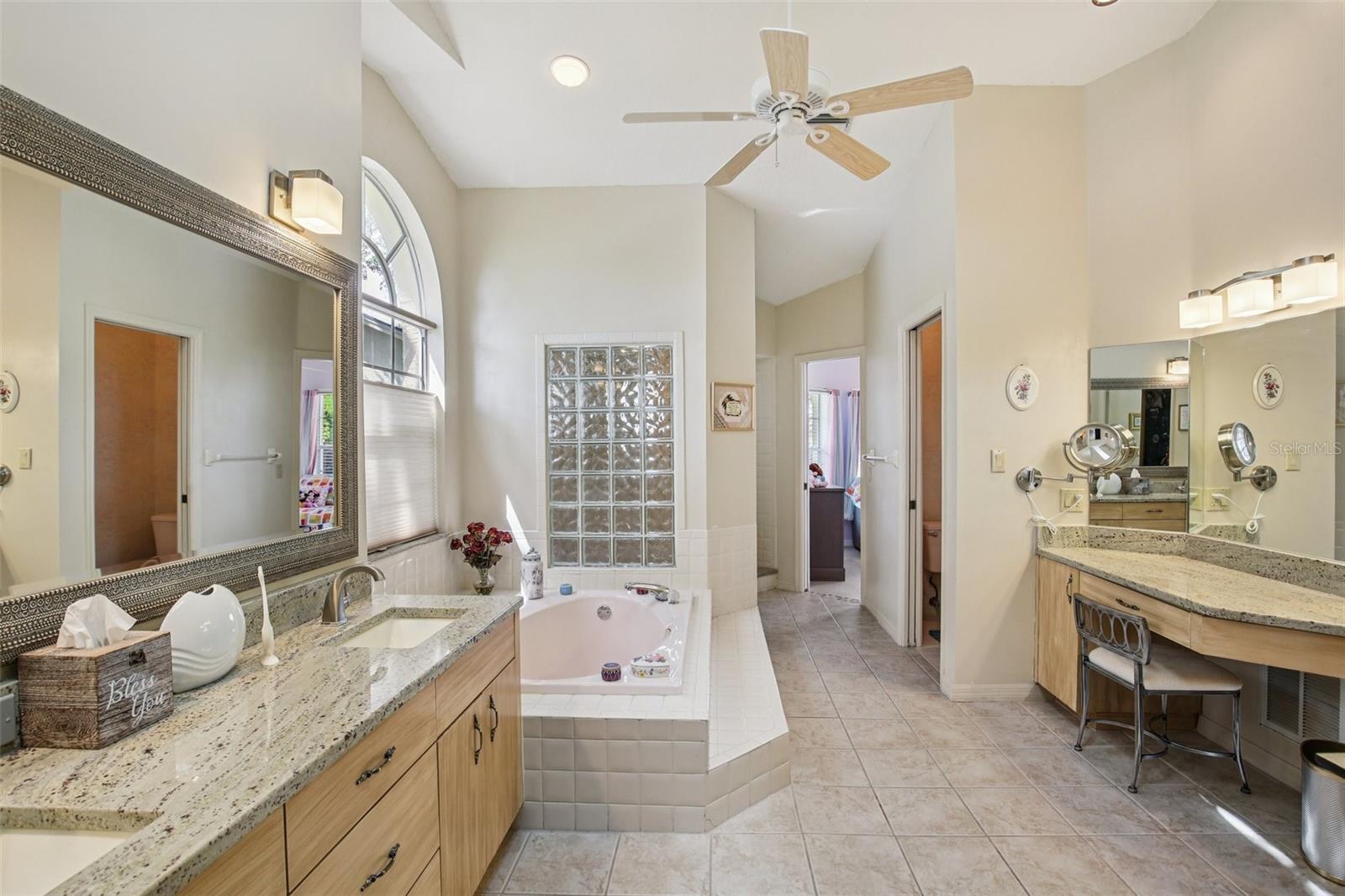 Image 15 of 35 For 3158 Shoreline Drive