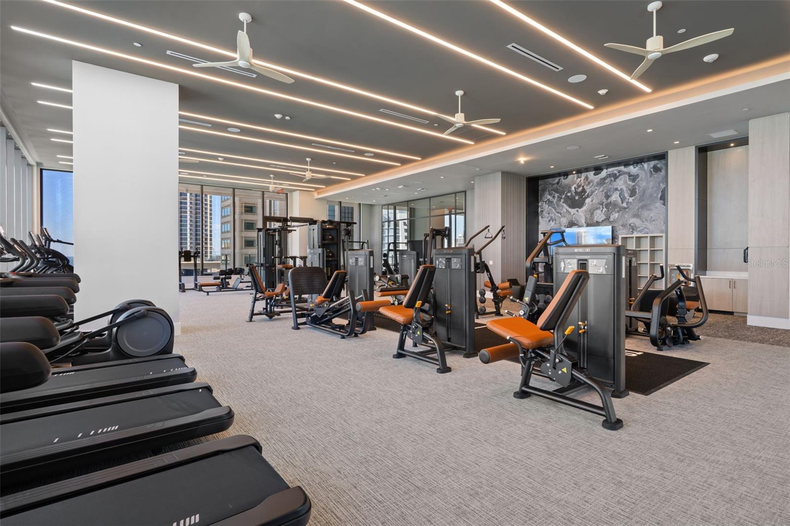 Image 34 of 56 For 275 1st Avenue S 1001