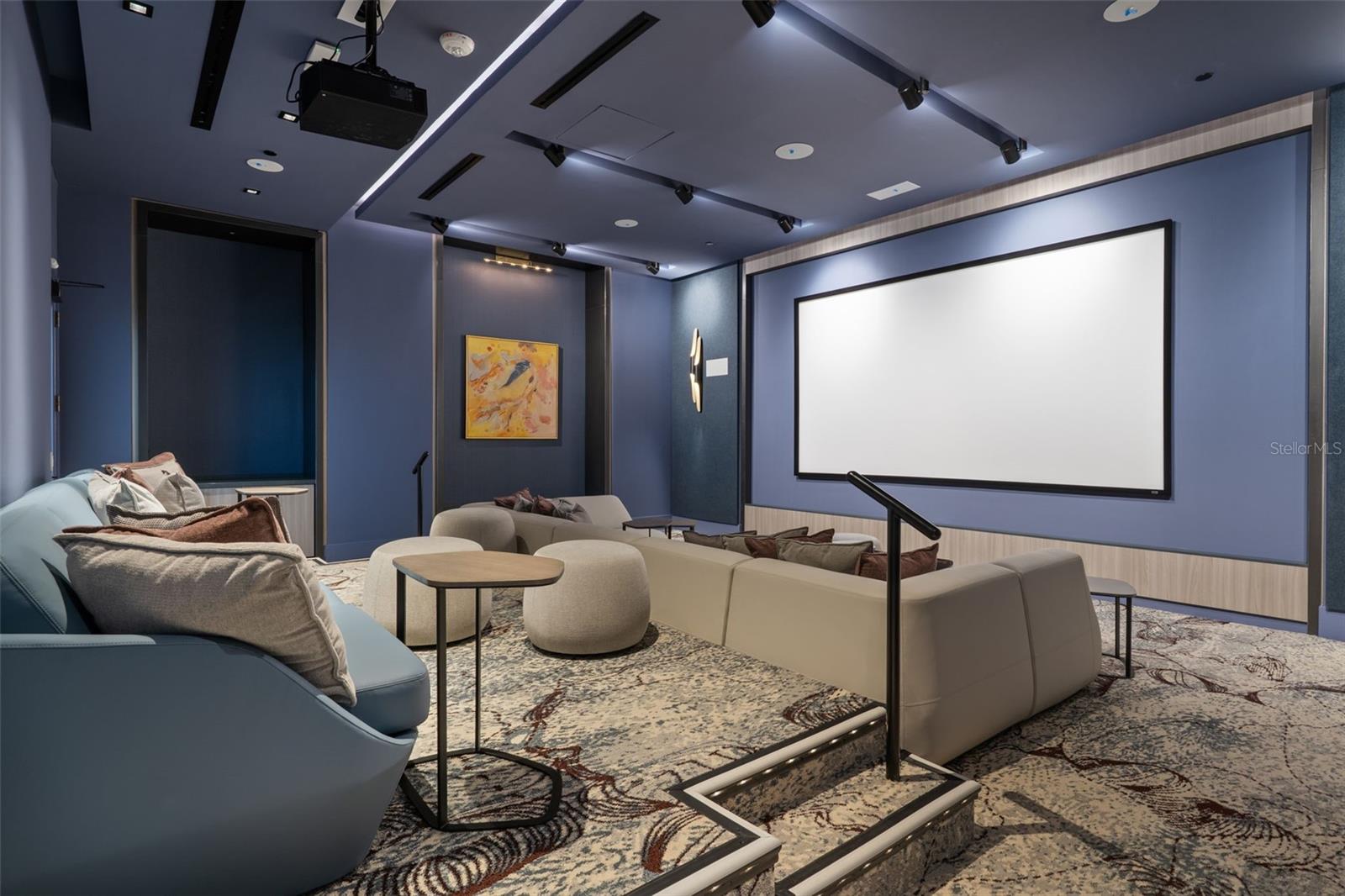 Image 42 of 56 For 275 1st Avenue S 1001