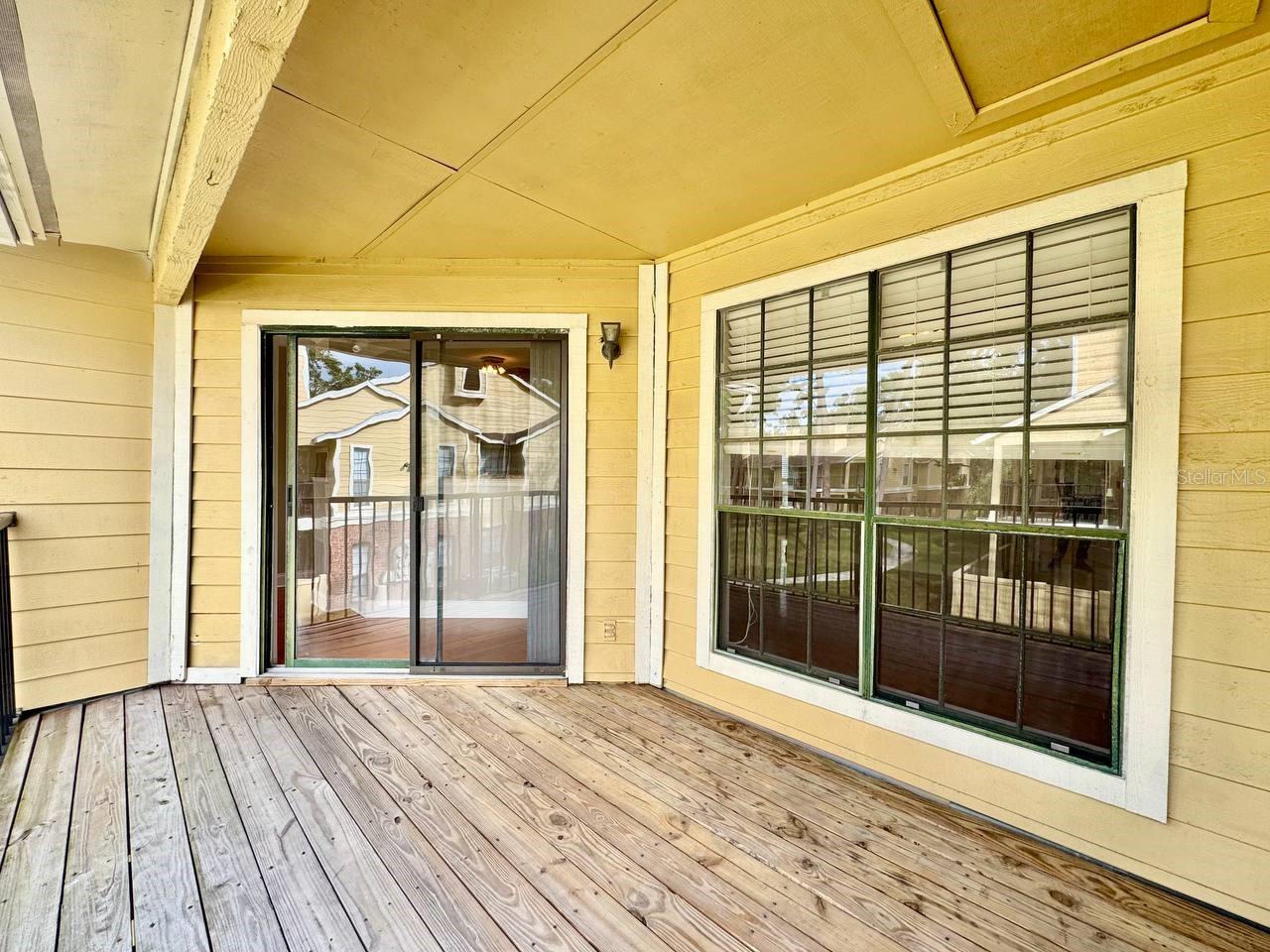 Image 26 of 35 For 8615 Mallard Reserve Drive 201