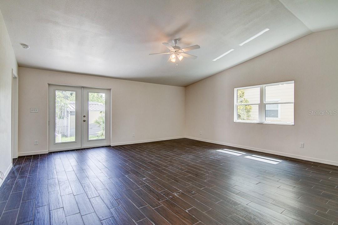 Image 6 of 18 For 14334 Channel Drive
