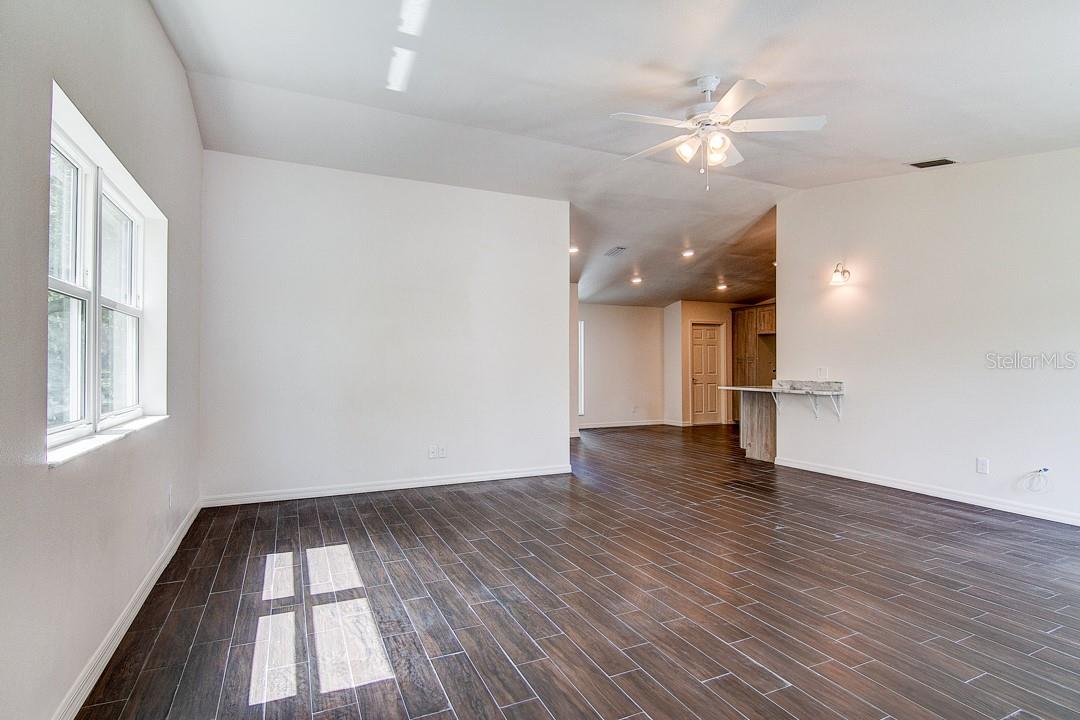 Image 7 of 18 For 14334 Channel Drive
