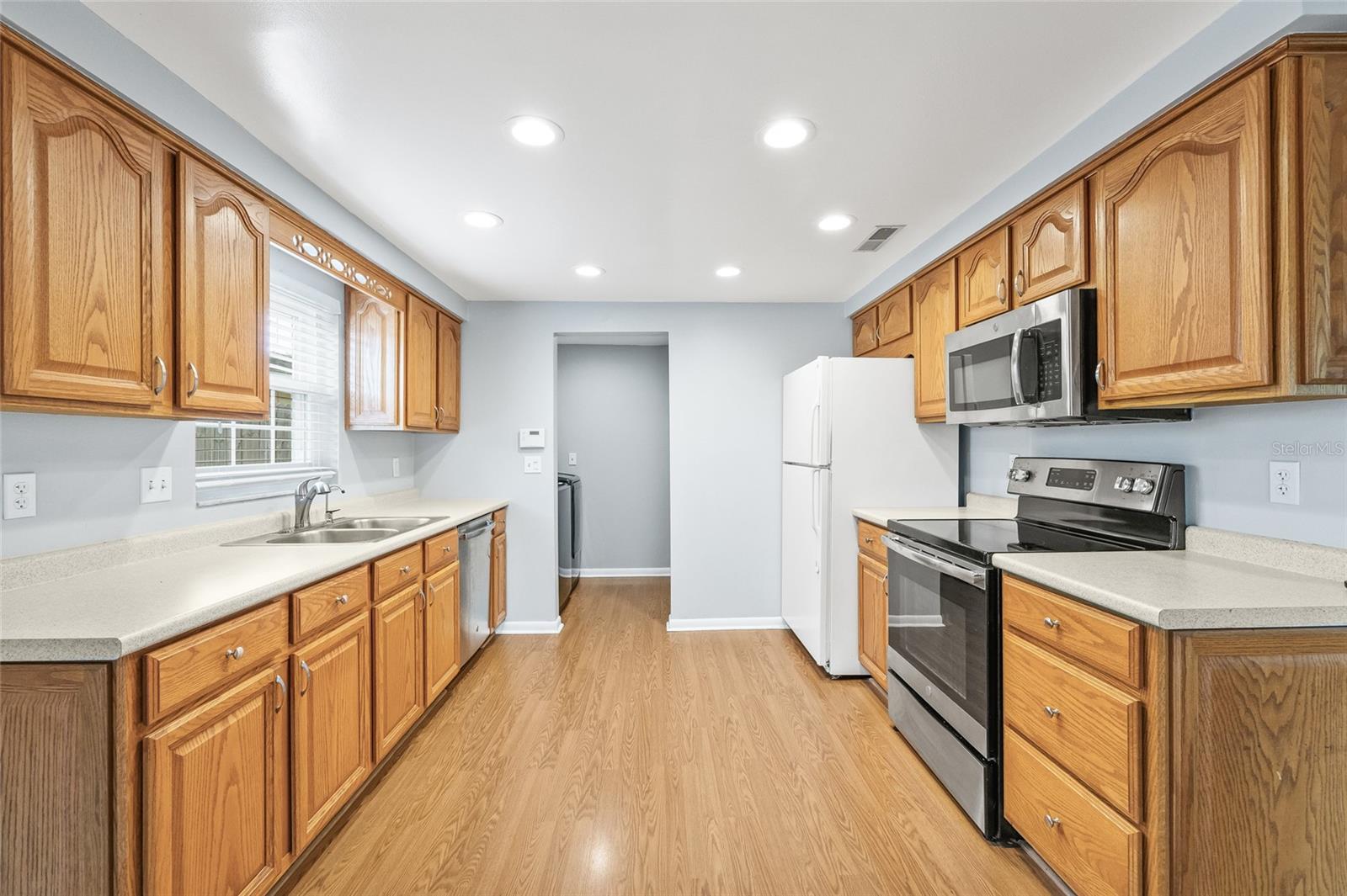 Image 12 of 30 For 2917 Burr Oak Drive