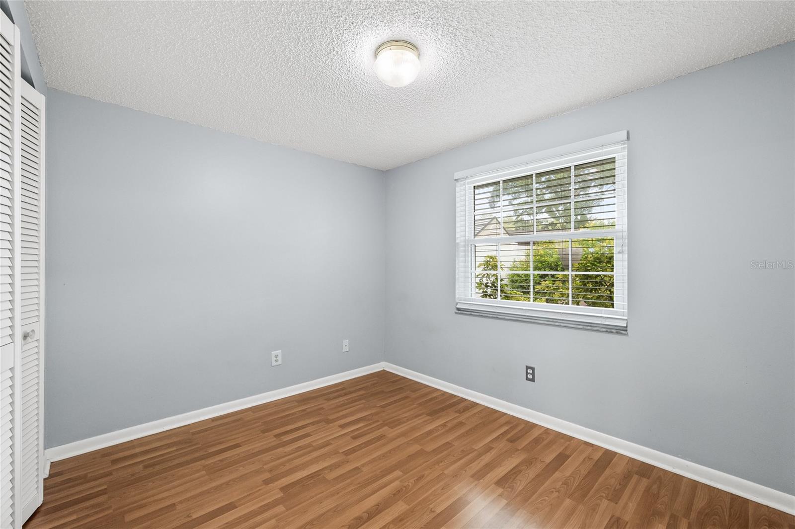 Image 21 of 30 For 2917 Burr Oak Drive