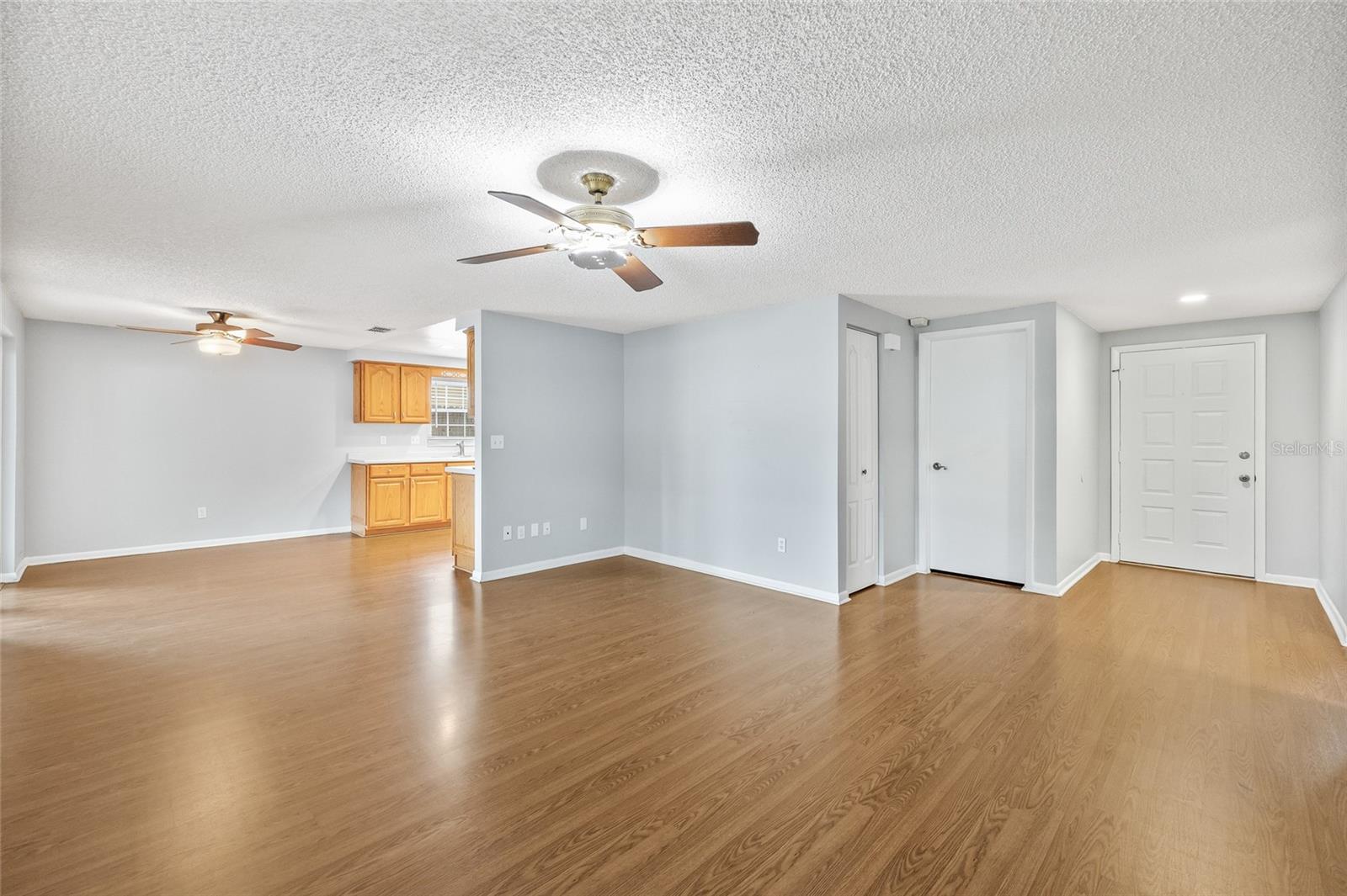 Image 8 of 30 For 2917 Burr Oak Drive