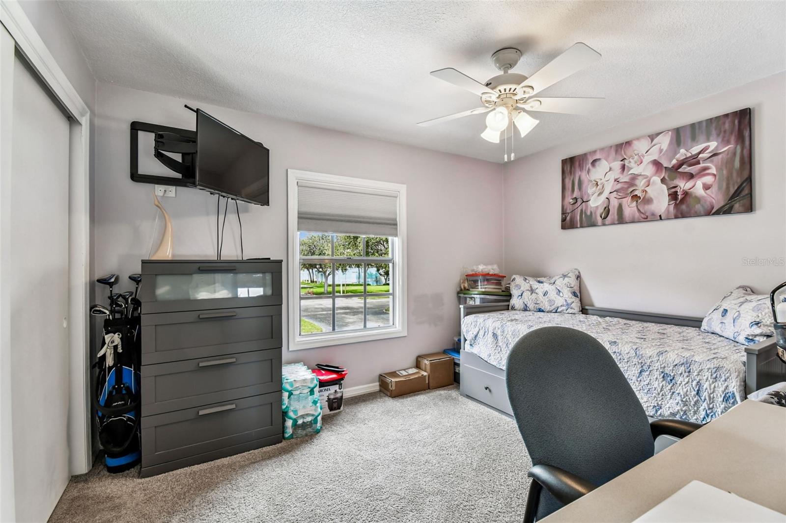 Image 30 of 91 For 5116 Beach Drive Se D