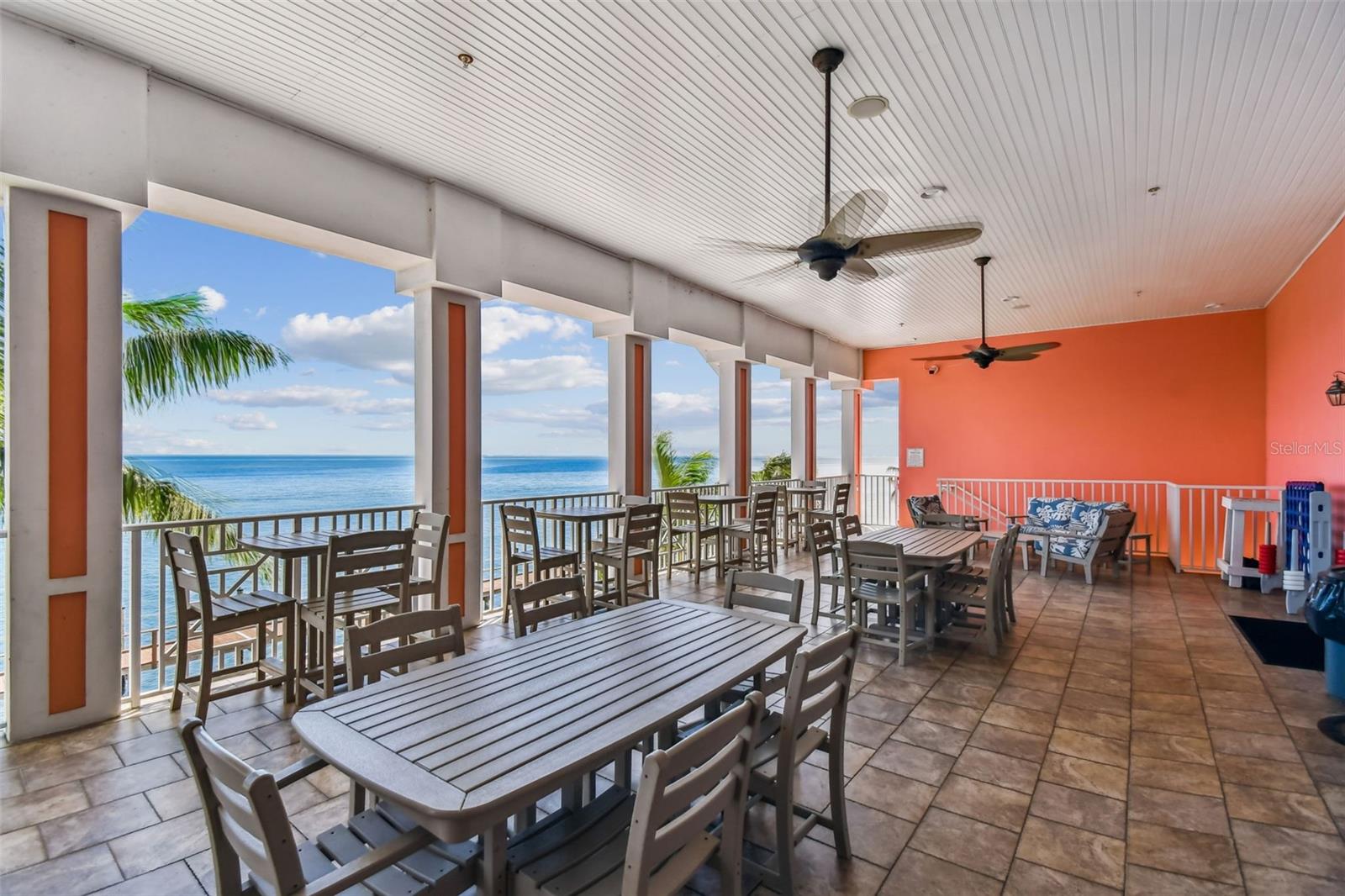 Image 46 of 91 For 5116 Beach Drive Se D